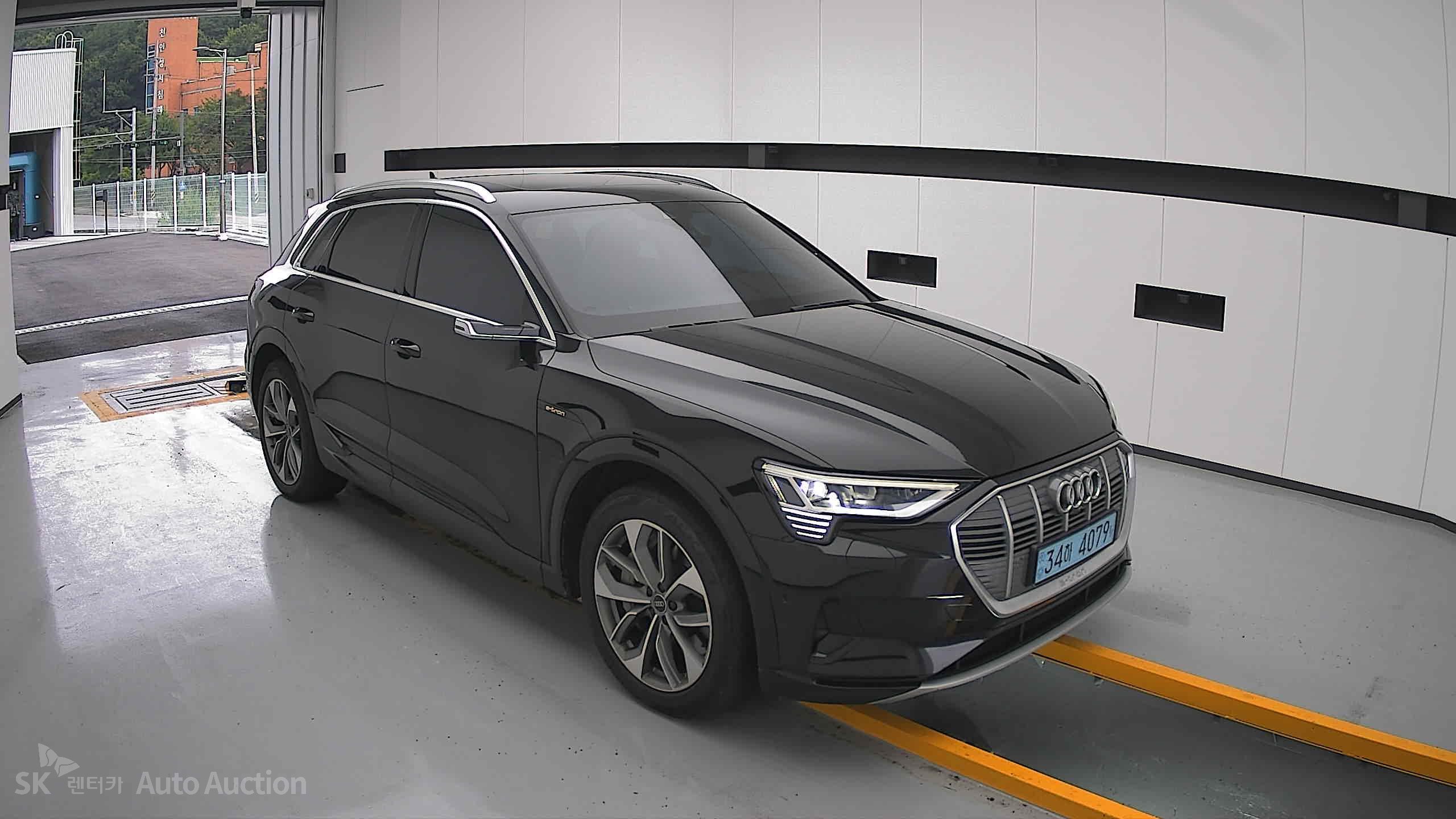 2022 - audi e-tron