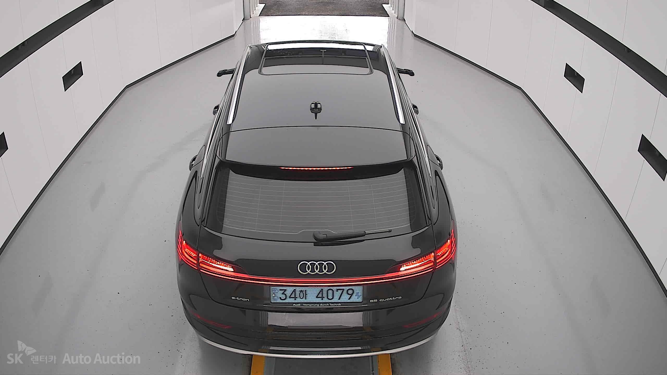 2022 - audi e-tron