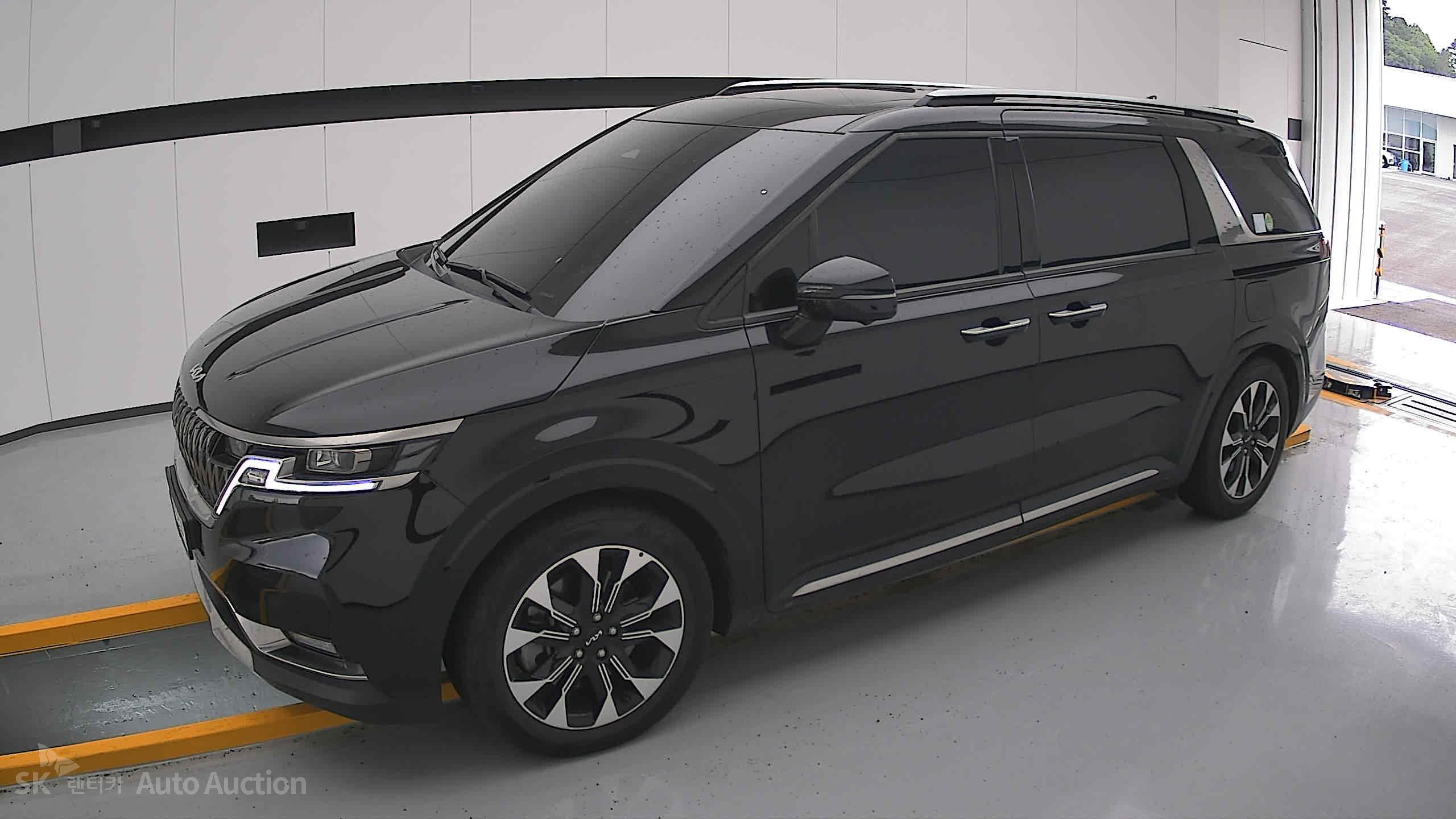 2022 - kia carnival