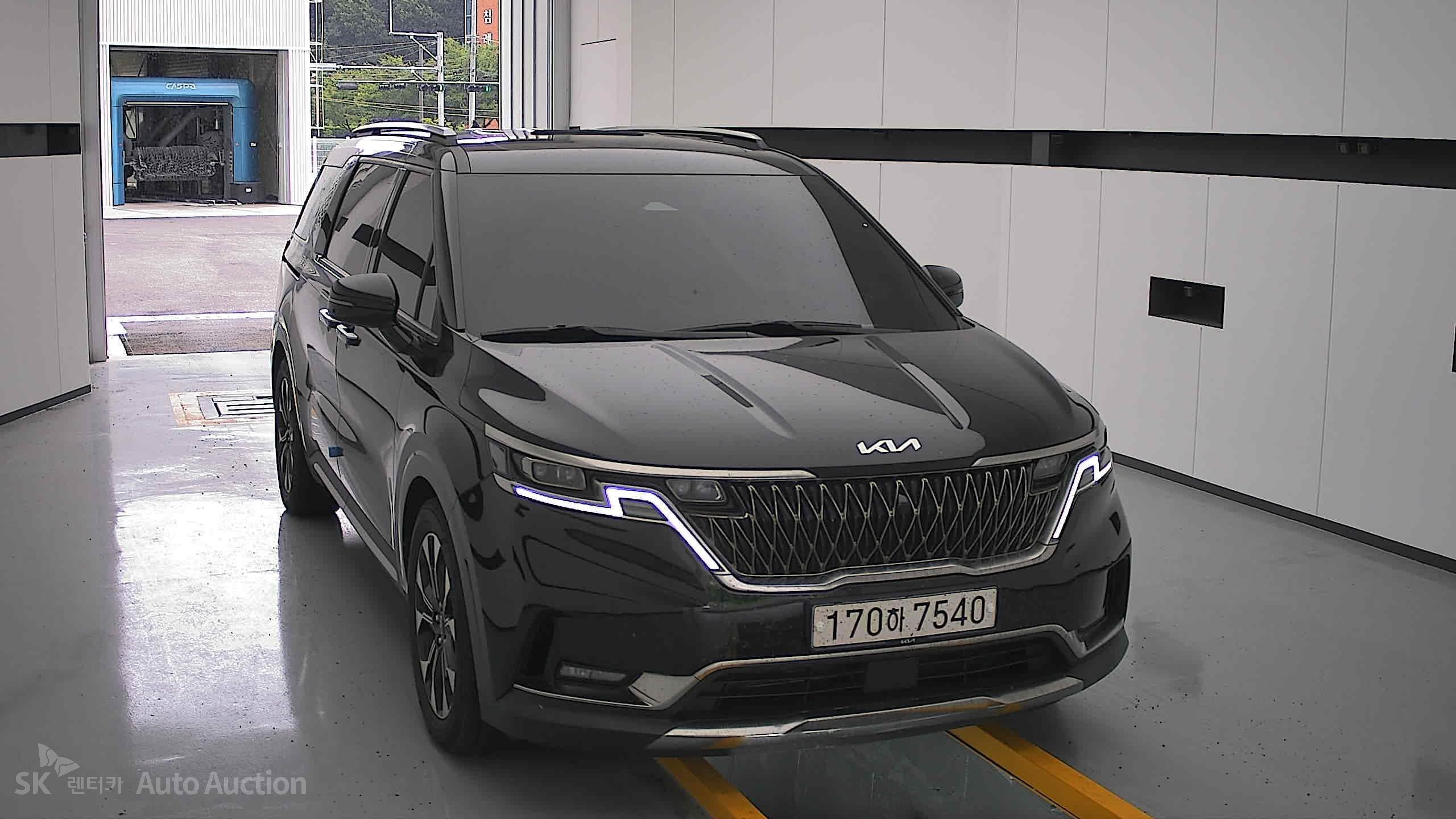 2022 - kia carnival
