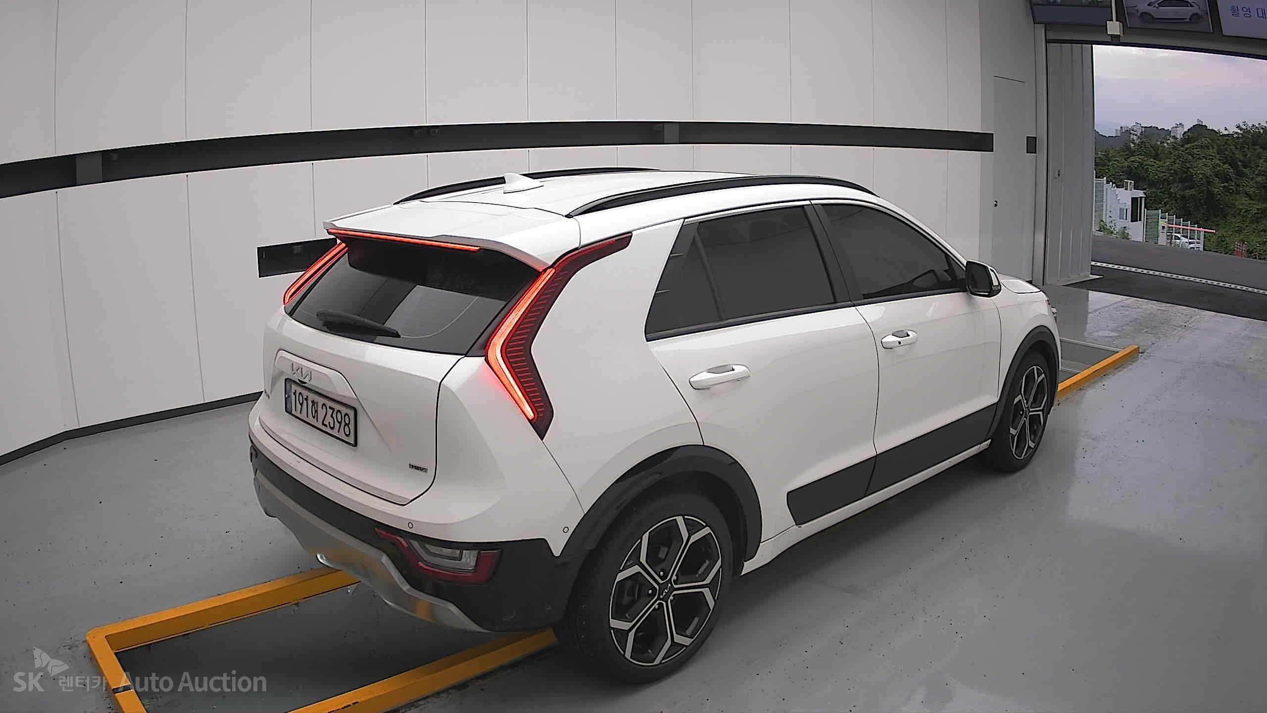 2022 - kia all-new niro