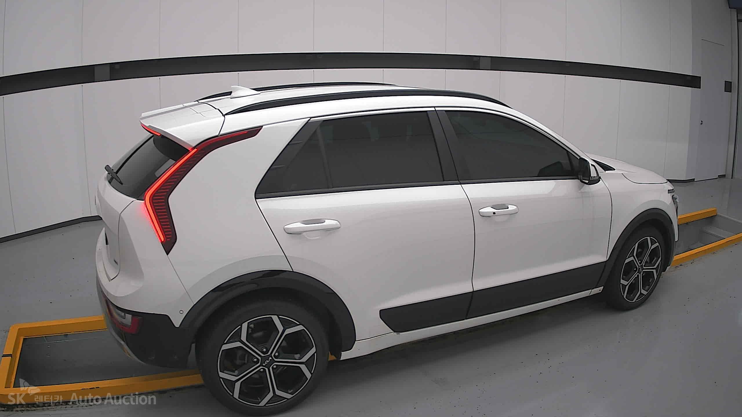 2022 - kia all-new niro