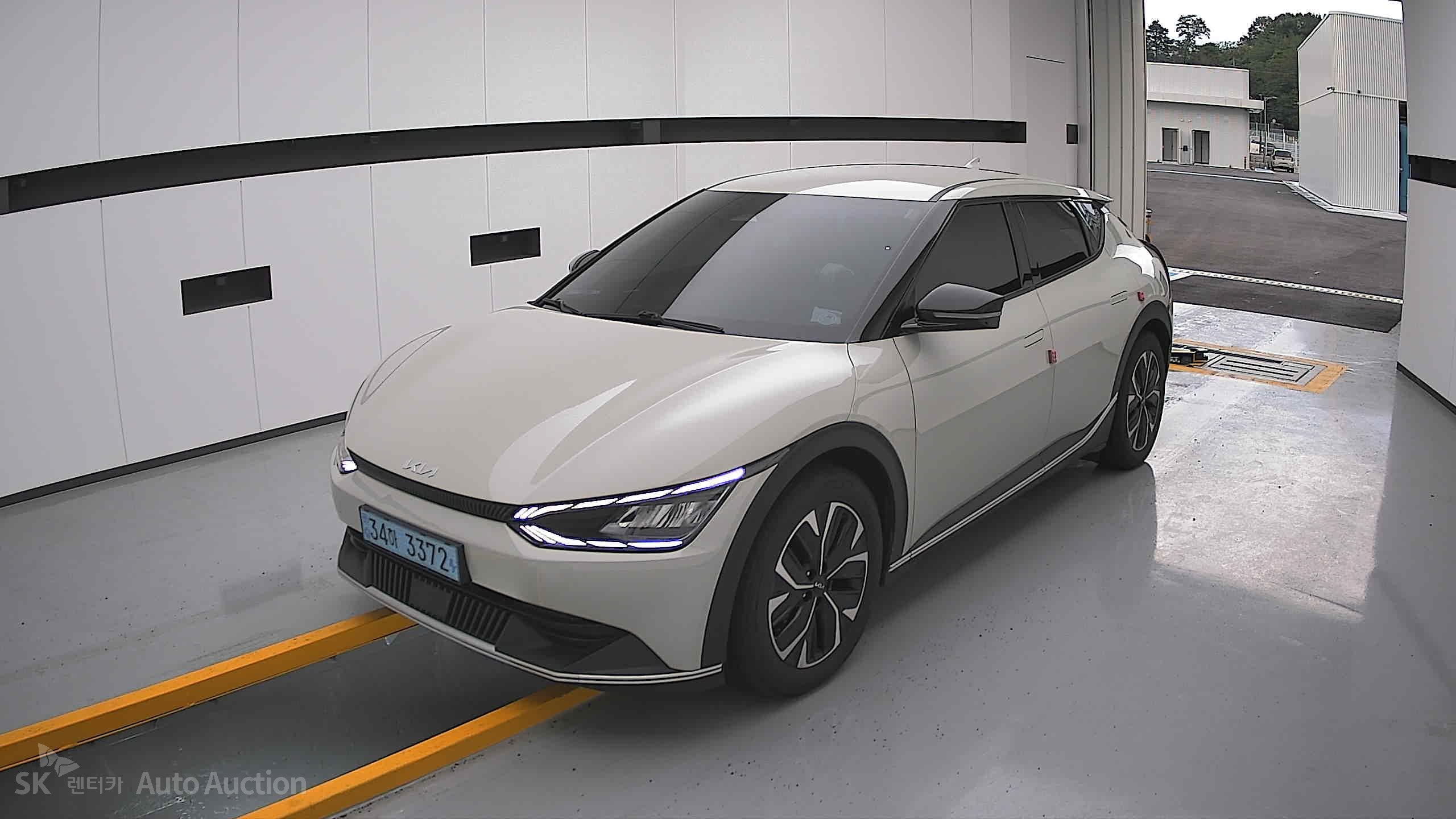 2022 - kia ev6