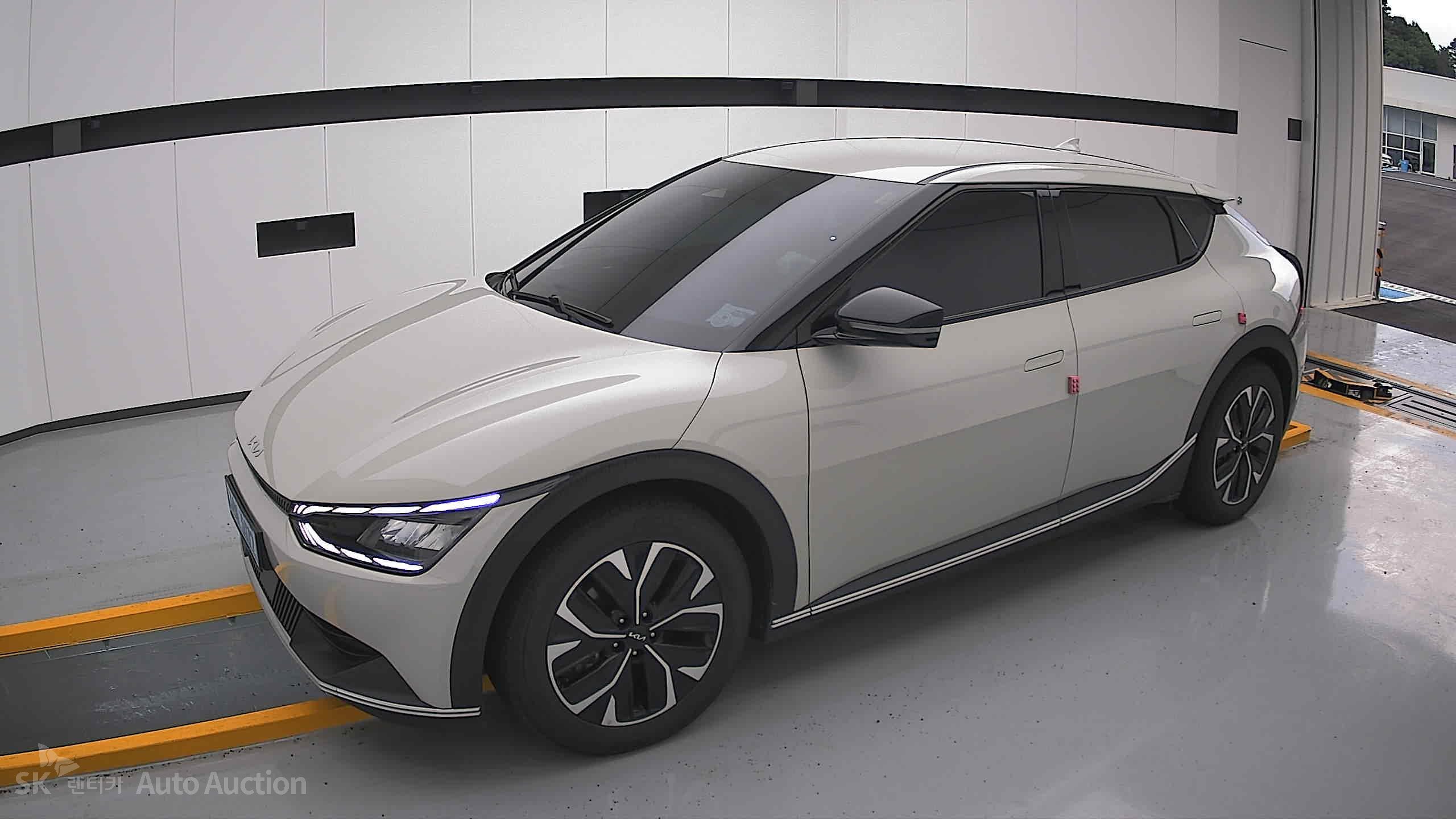 2022 - kia ev6