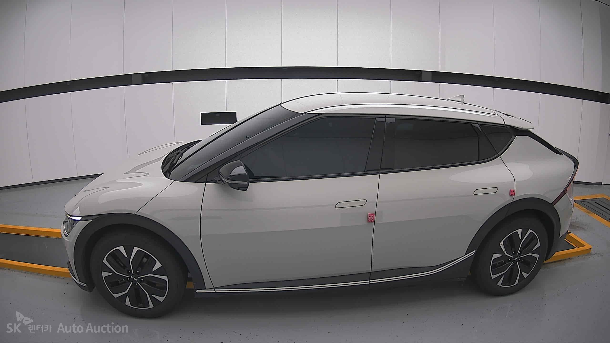 2022 - kia ev6