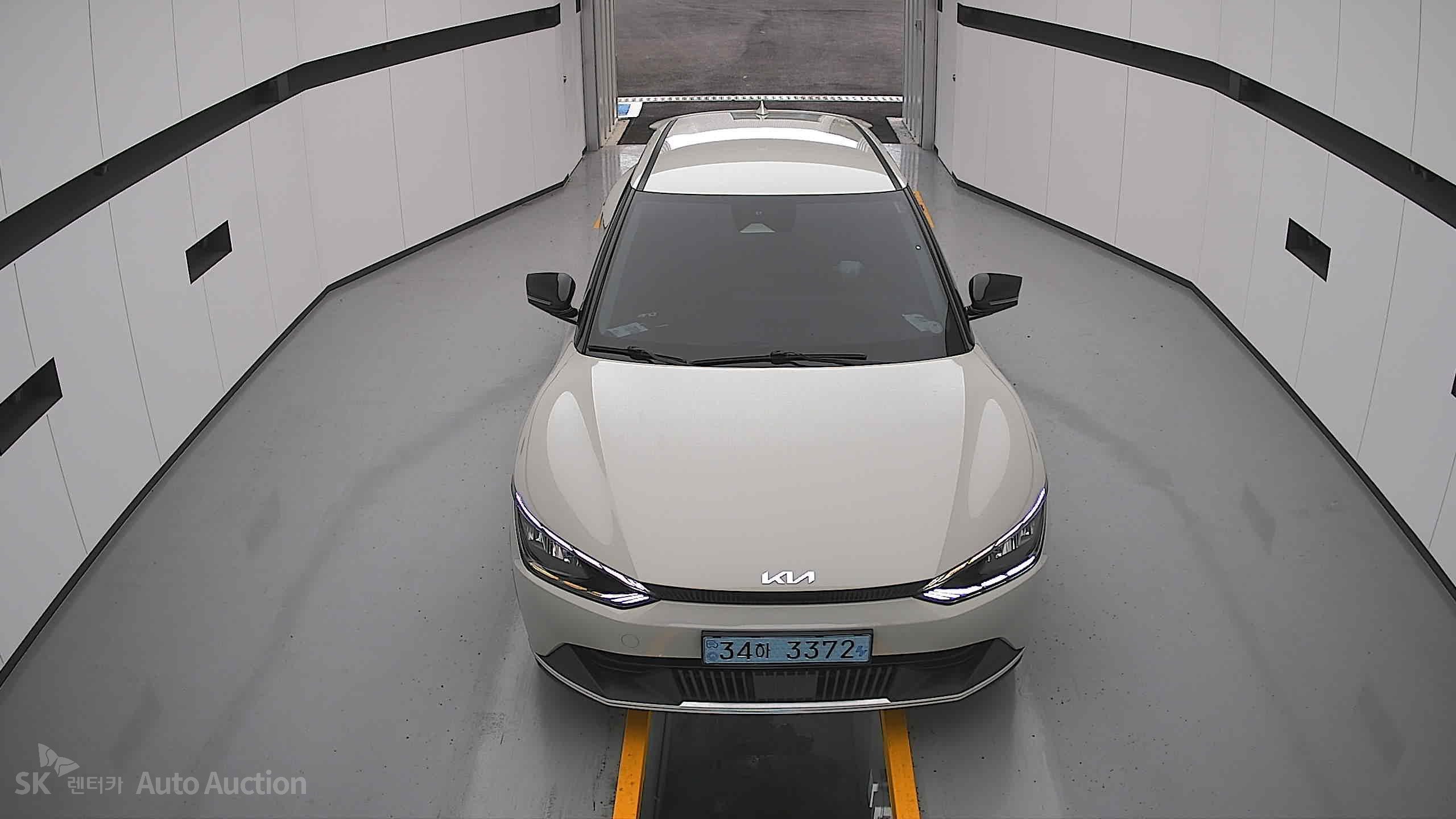 2022 - kia ev6