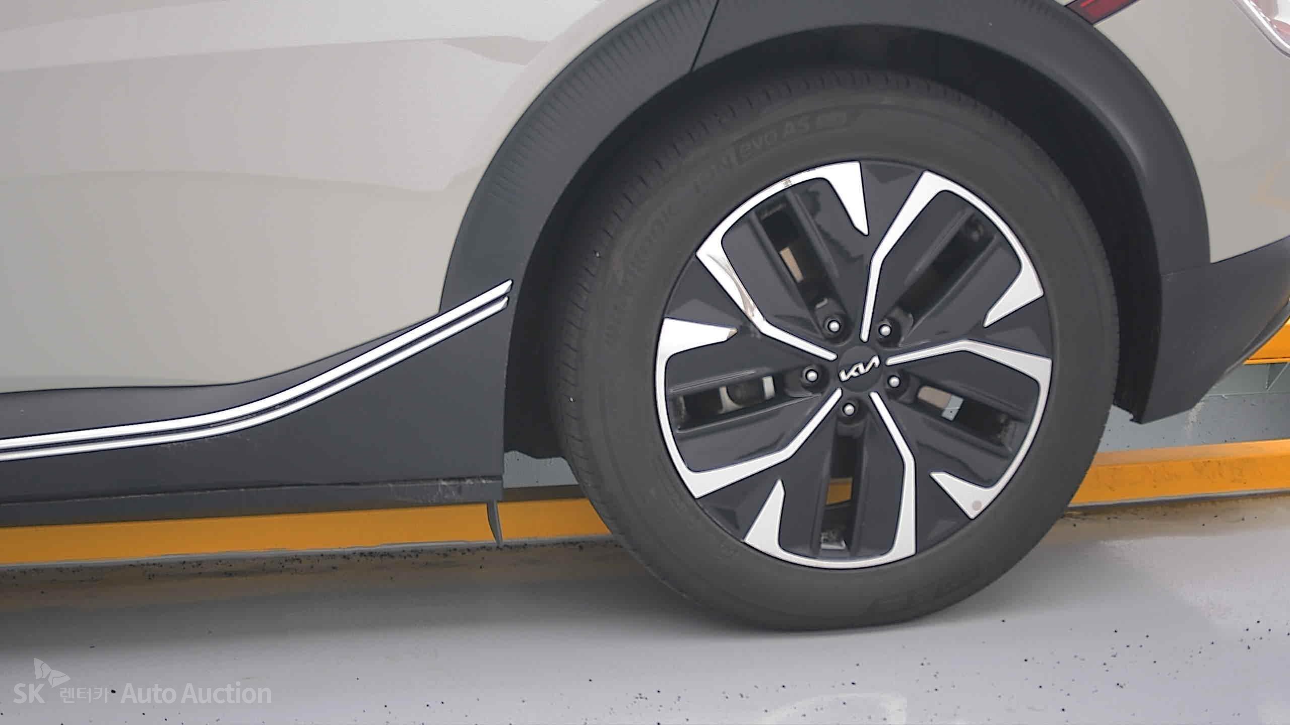 2022 - kia ev6