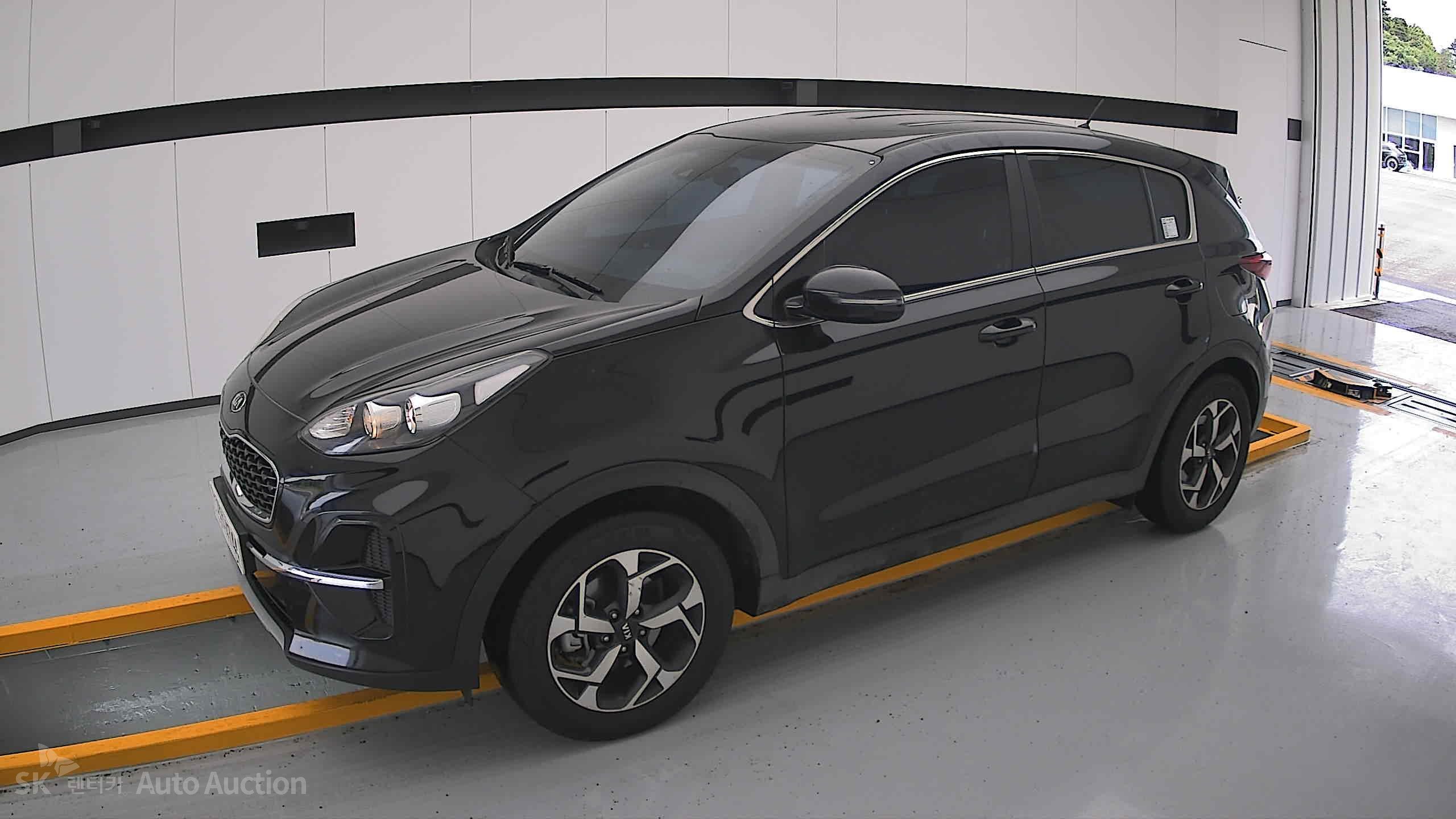 2021 - kia sportage