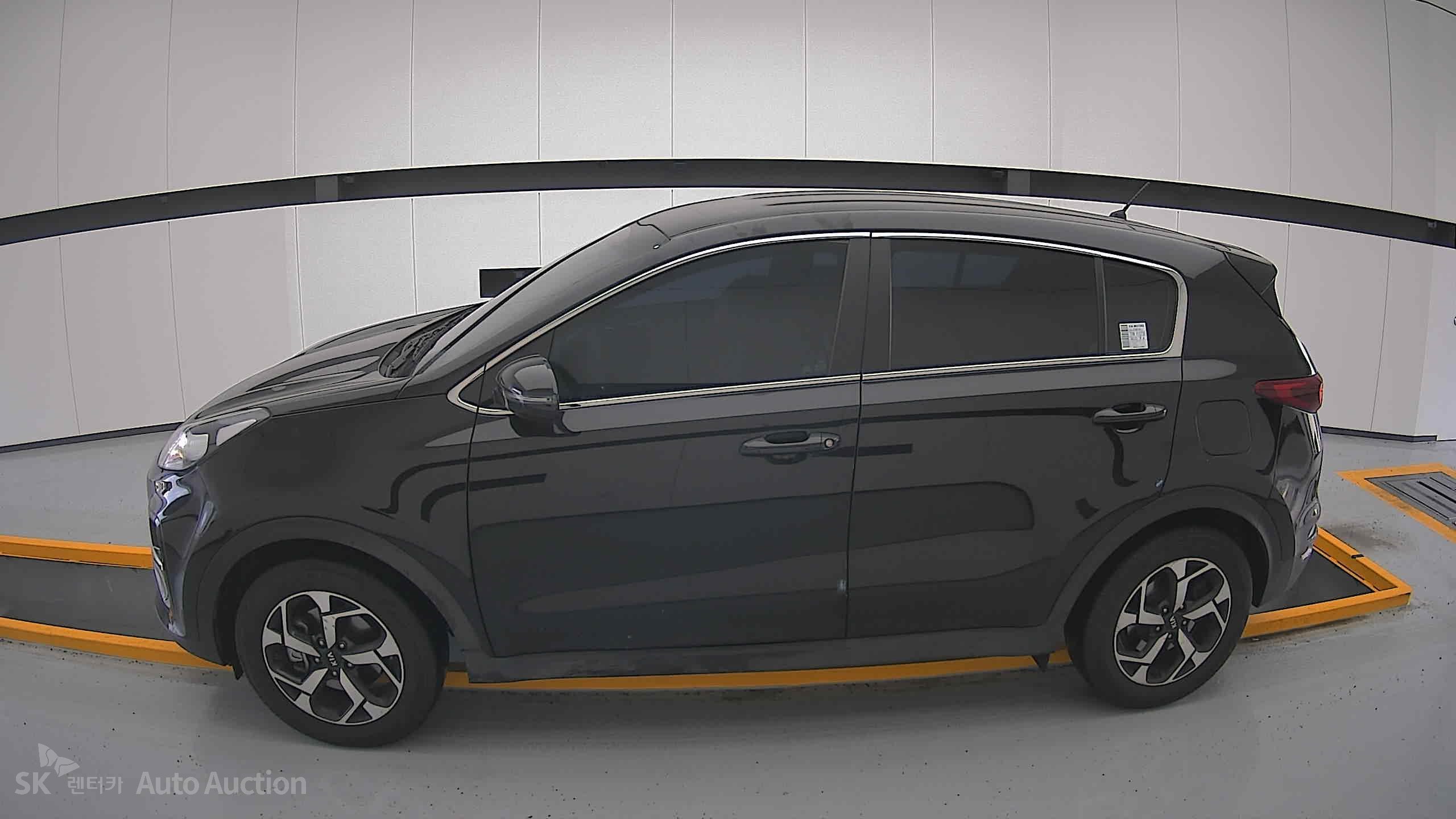 2021 - kia sportage
