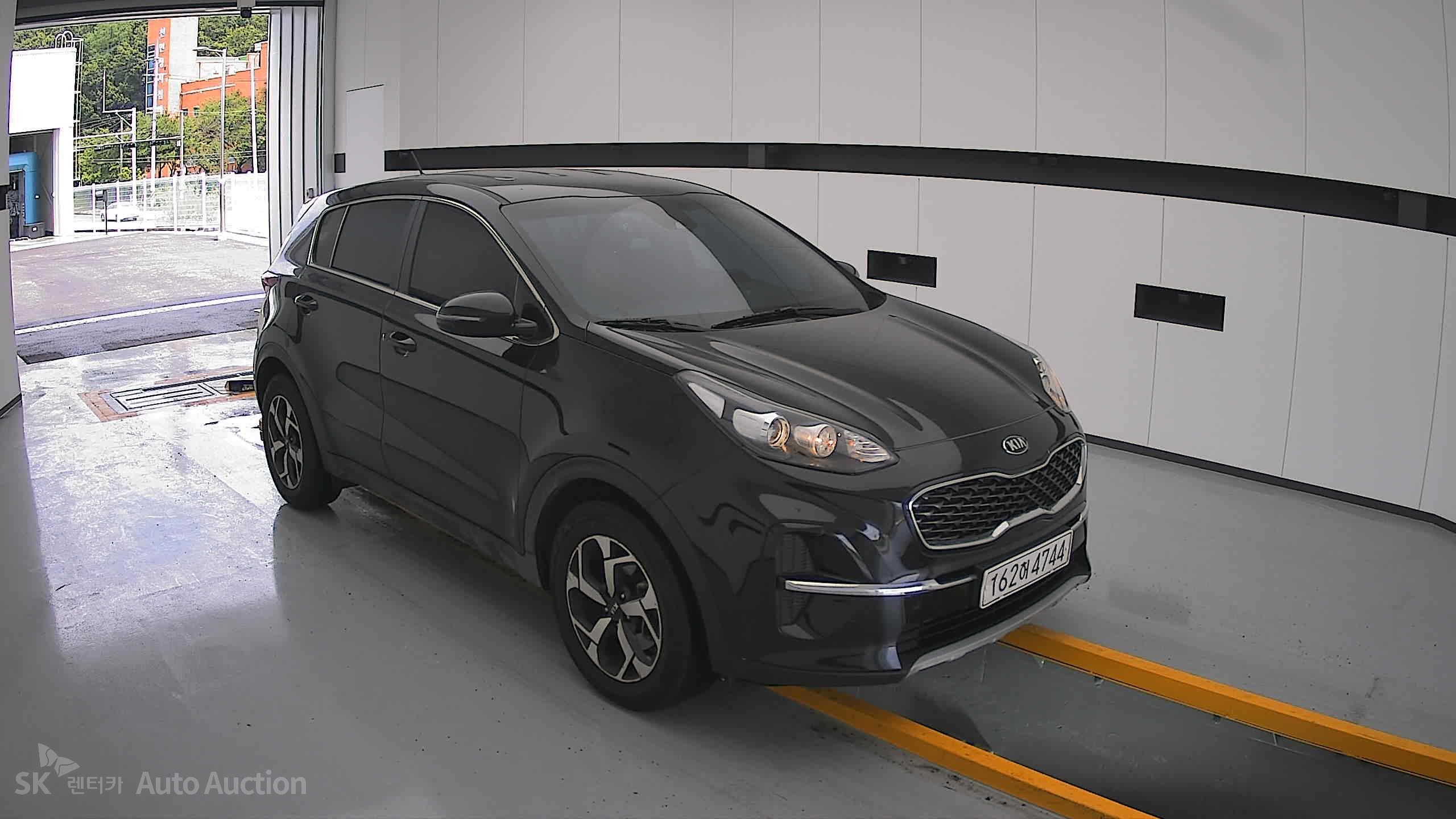 2021 - kia sportage