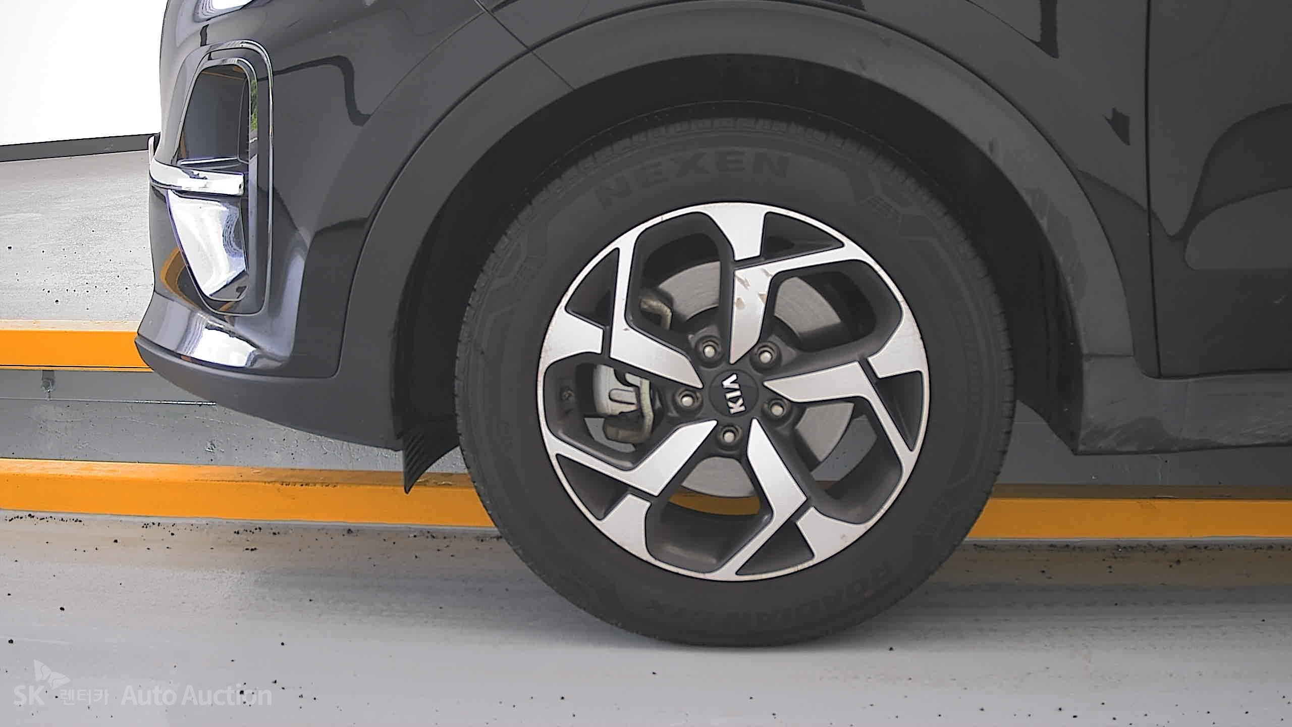 2021 - kia sportage