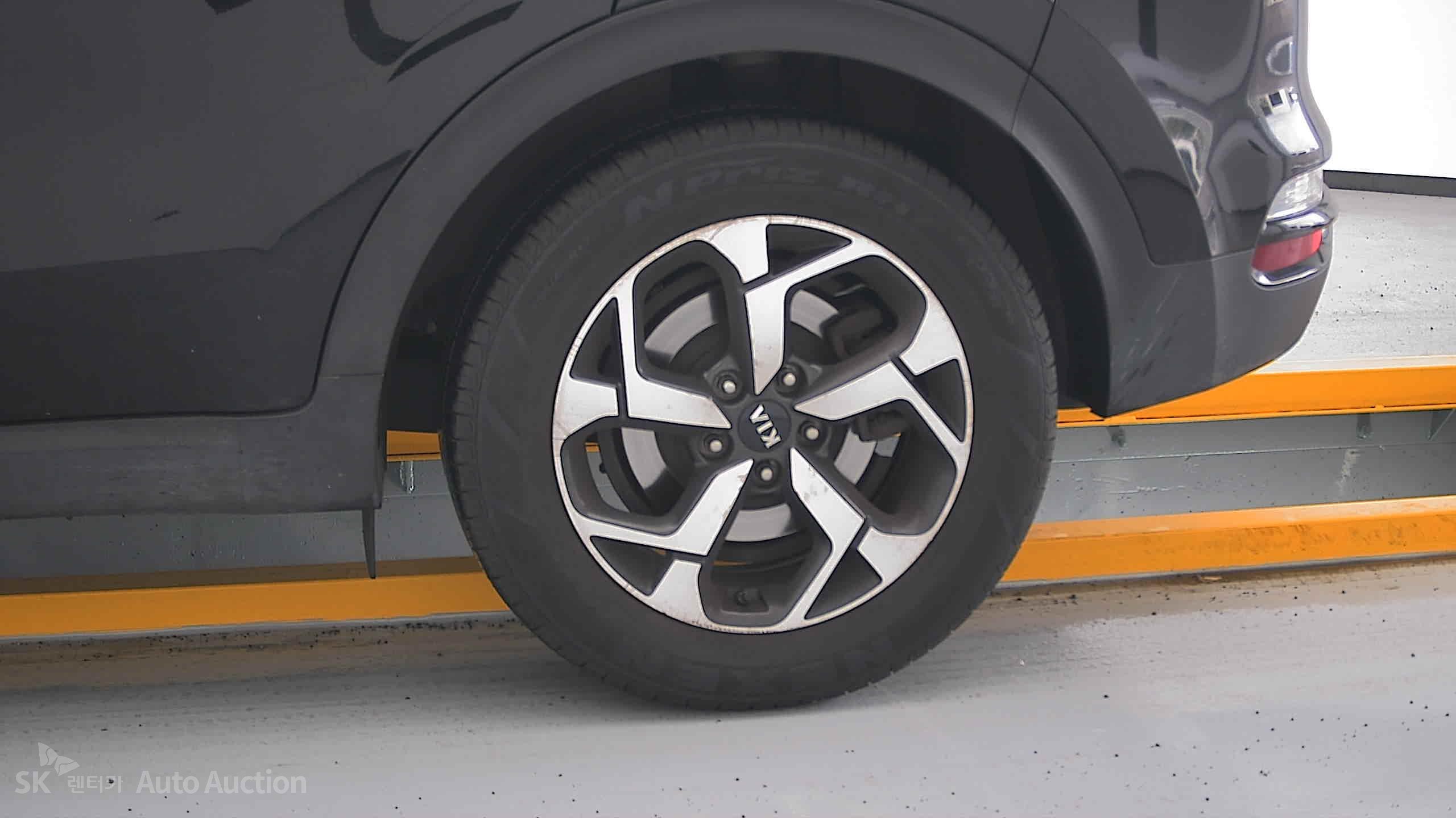 2021 - kia sportage