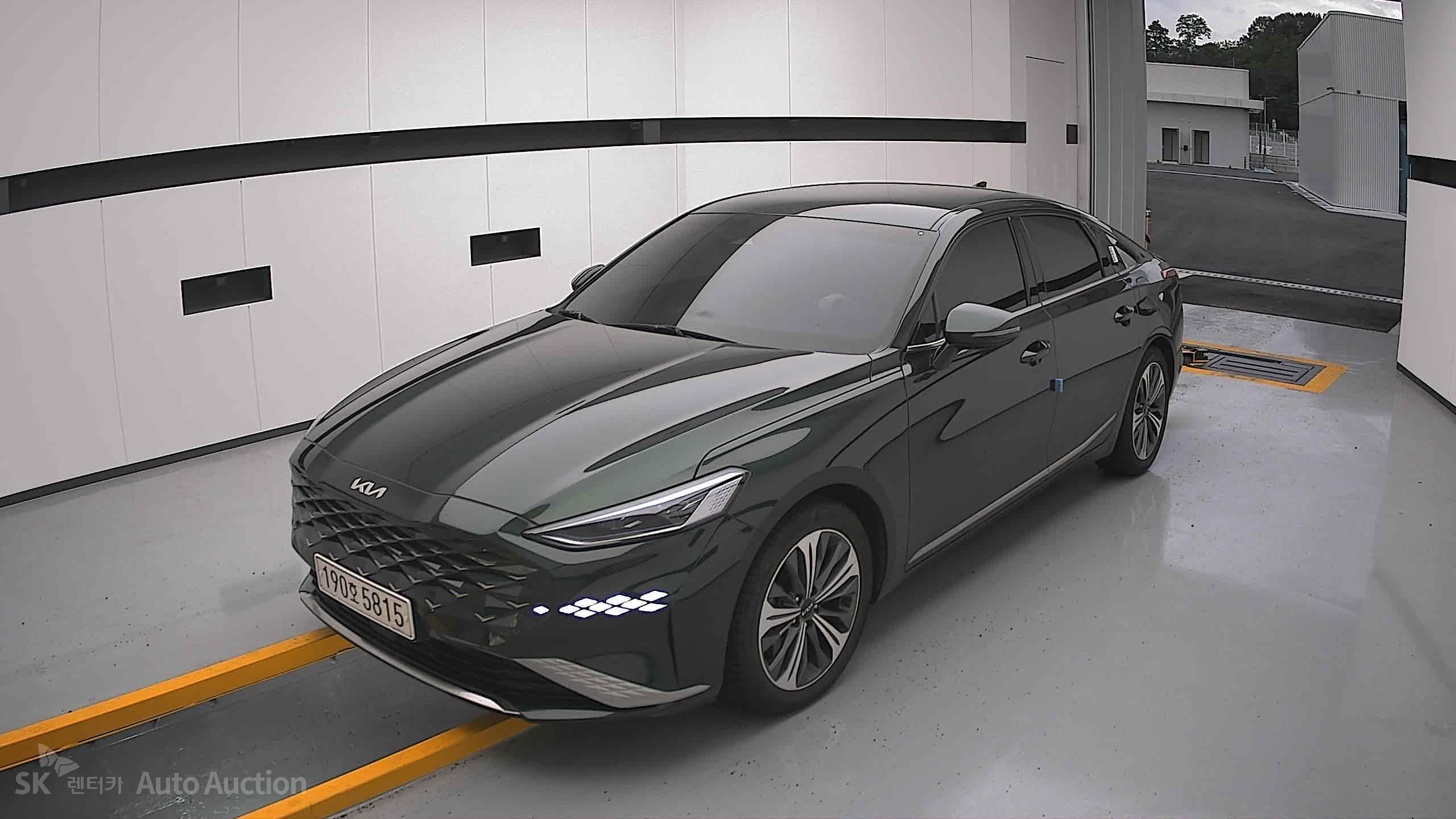 2023 - kia k8