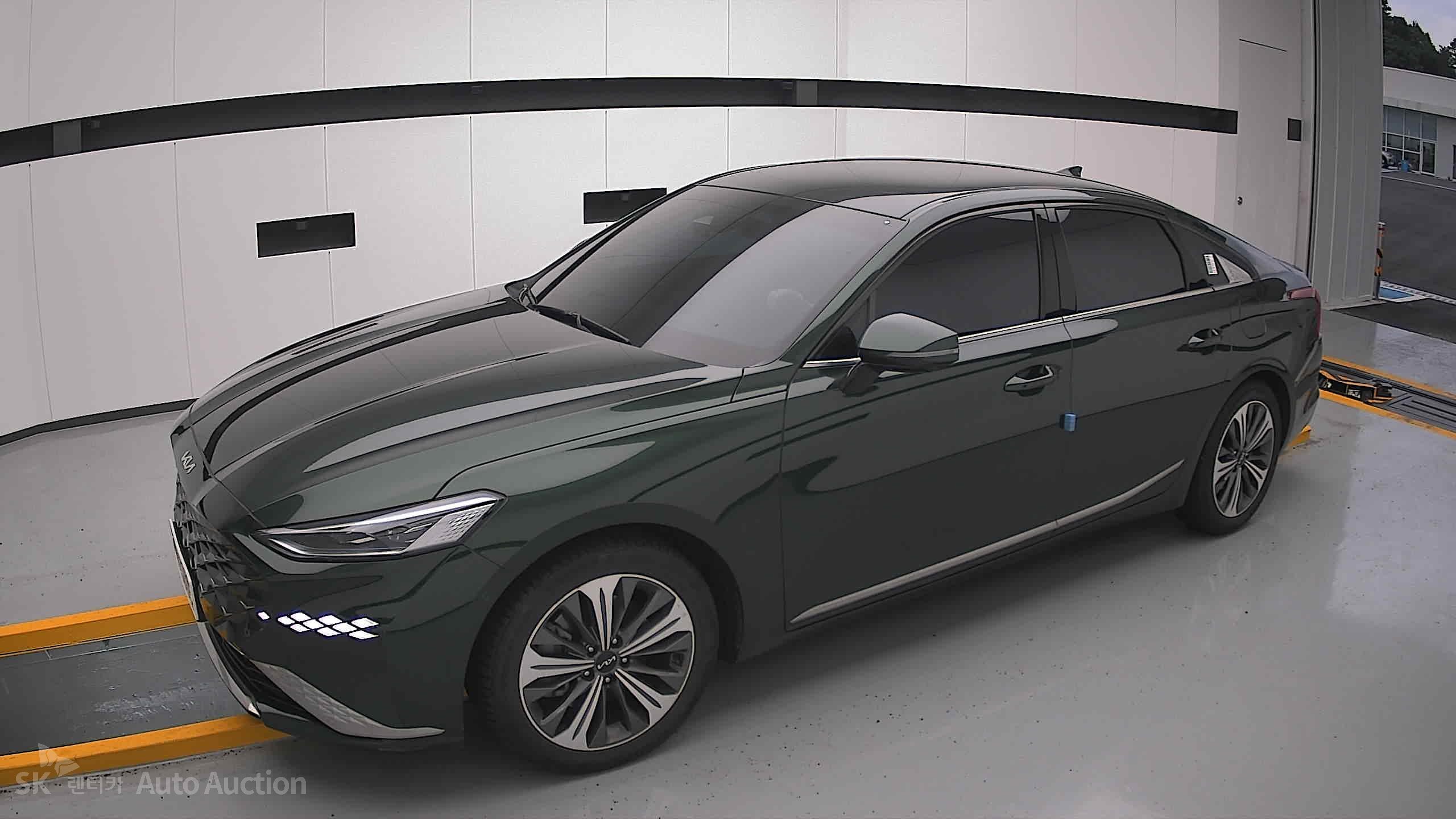 2023 - kia k8