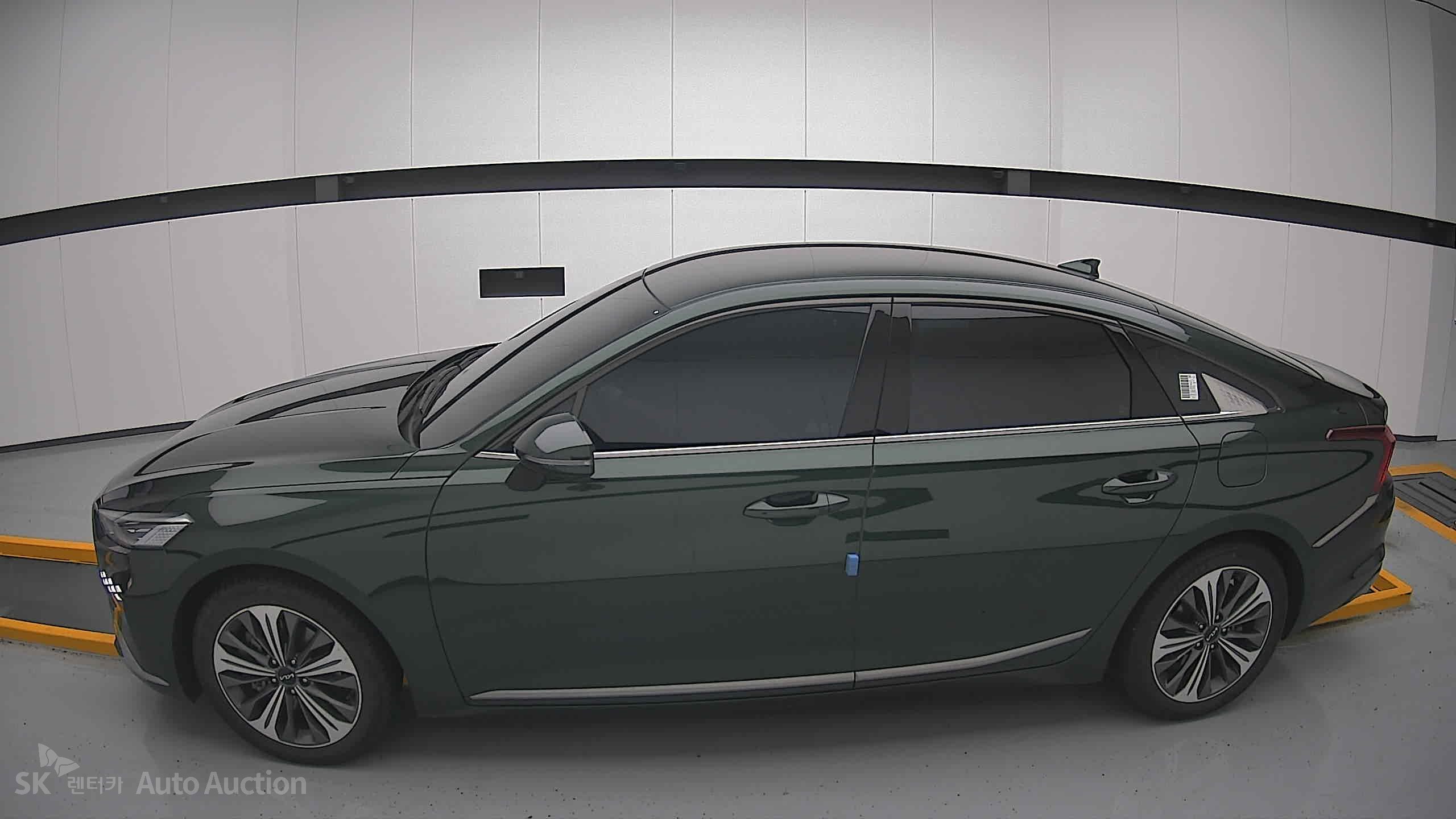 2023 - kia k8