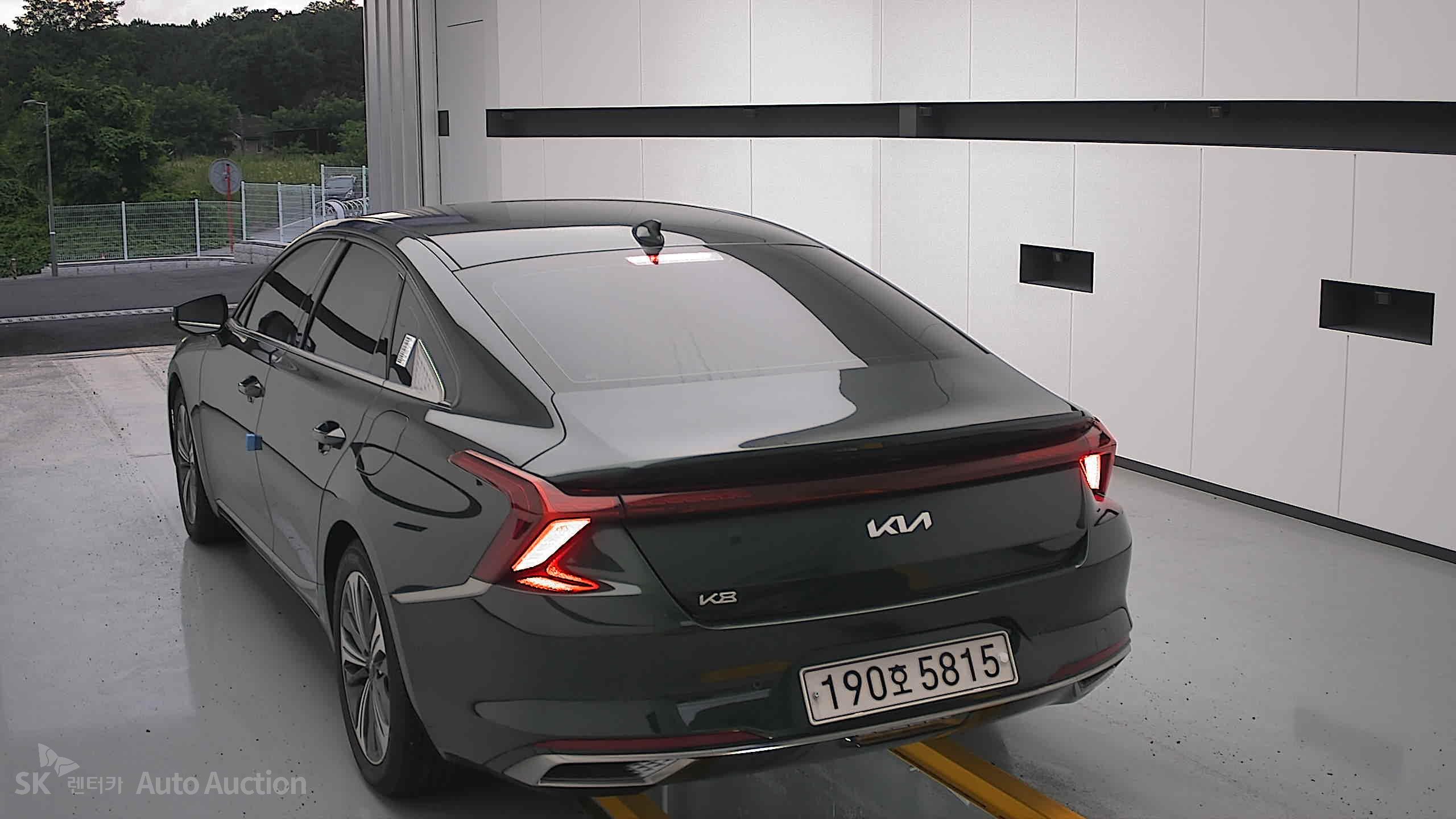 2023 - kia k8