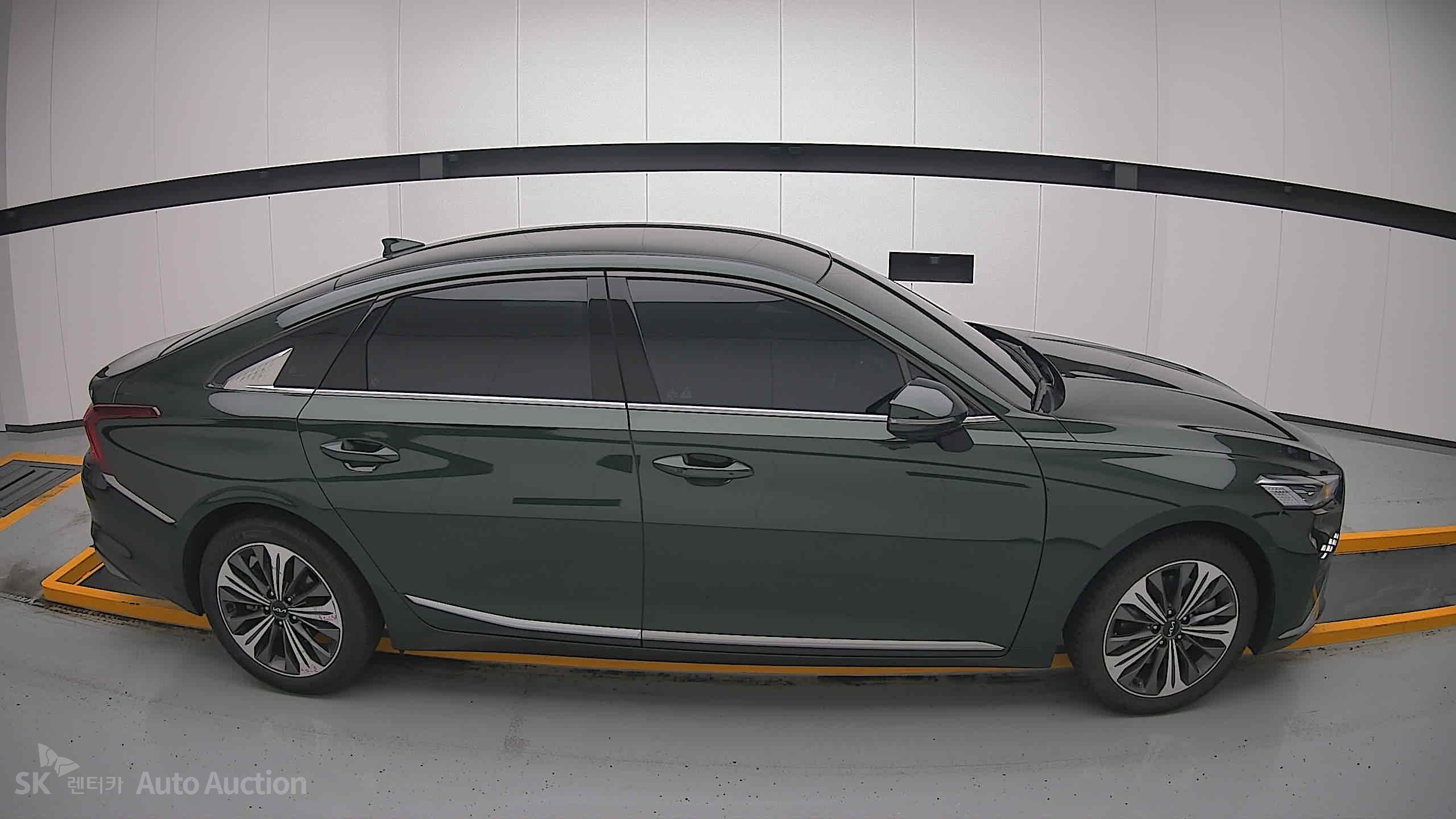 2023 - kia k8
