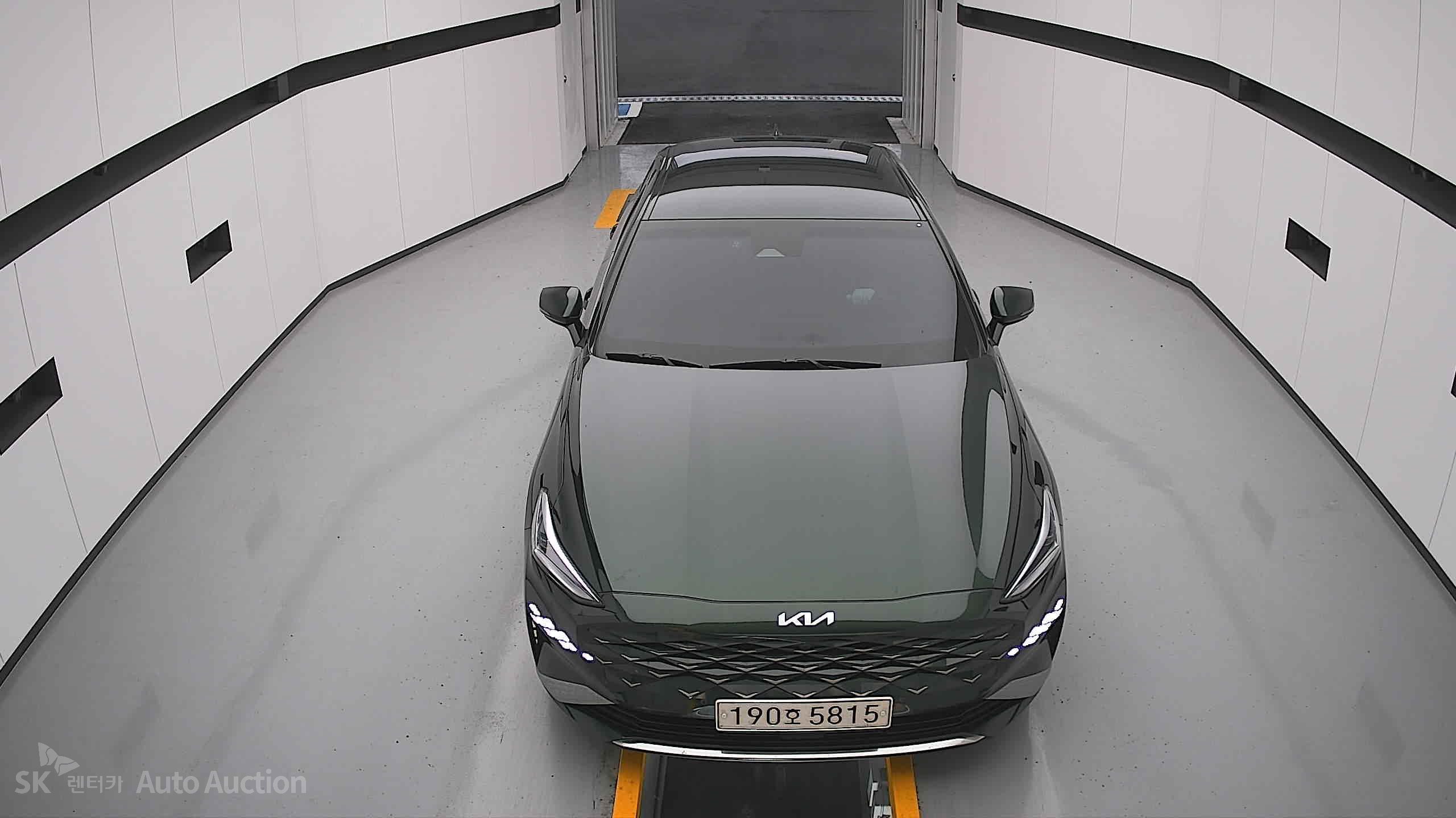 2023 - kia k8