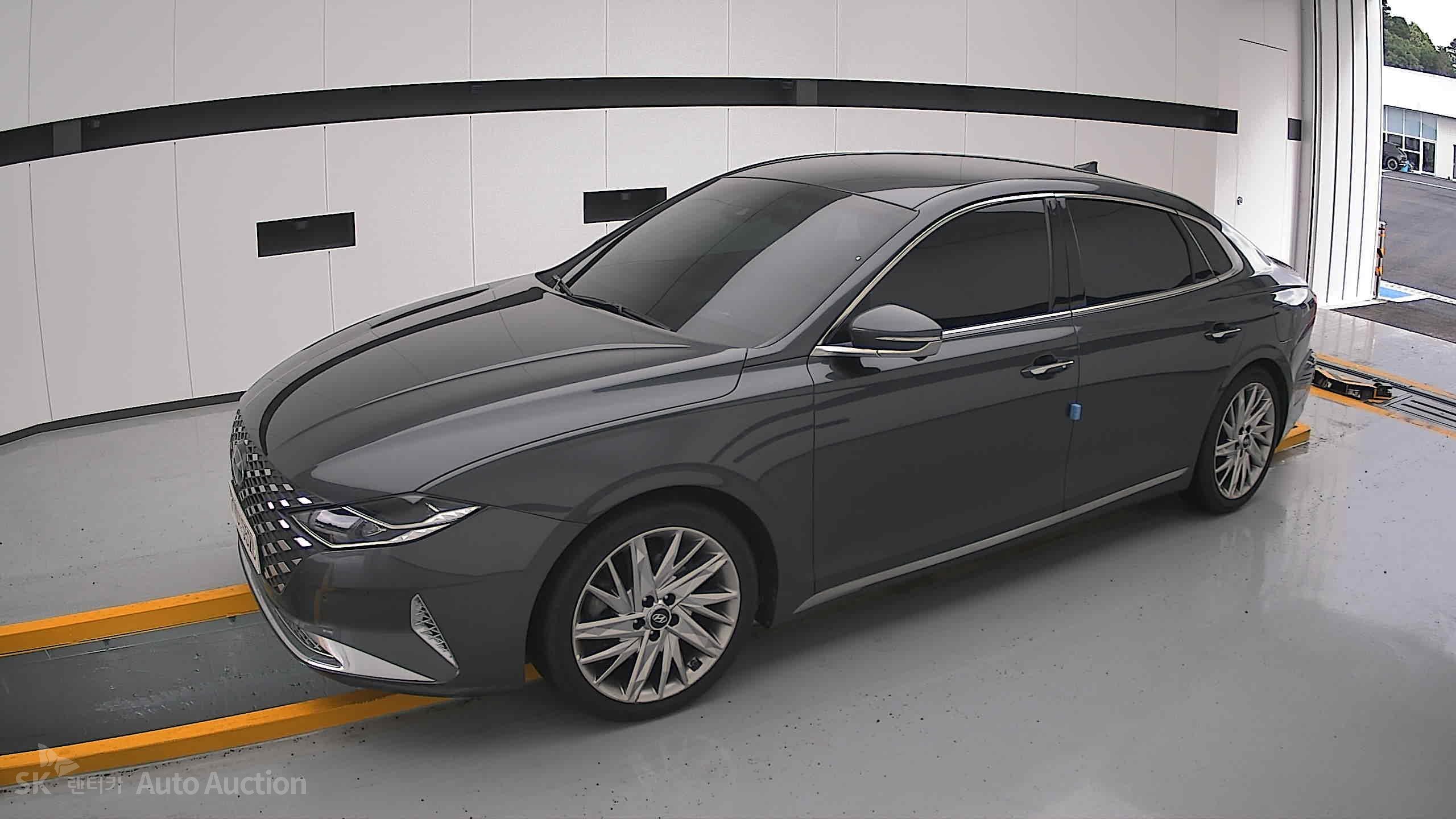 2022 - hyundai grandeur