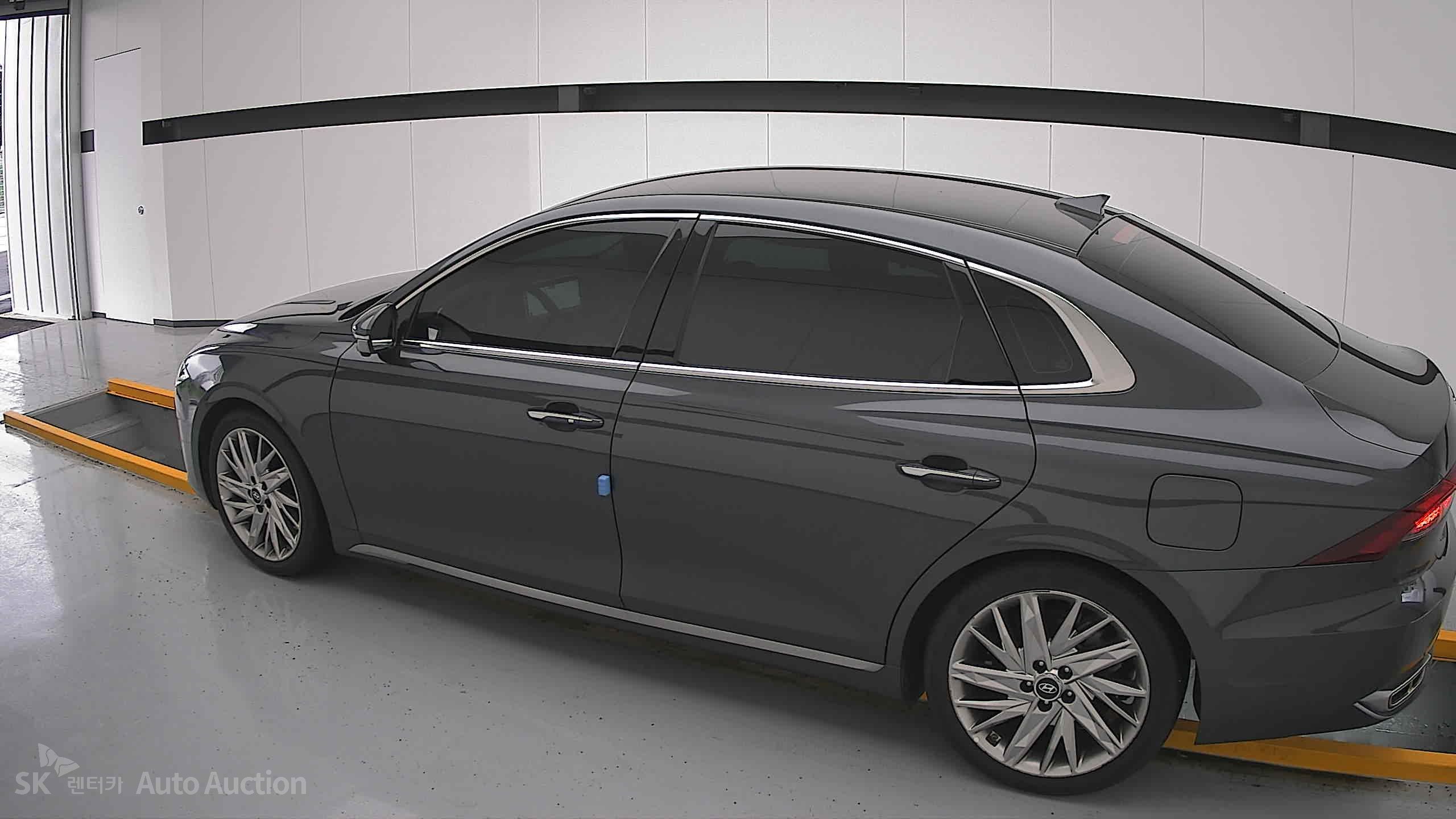 2022 - hyundai grandeur