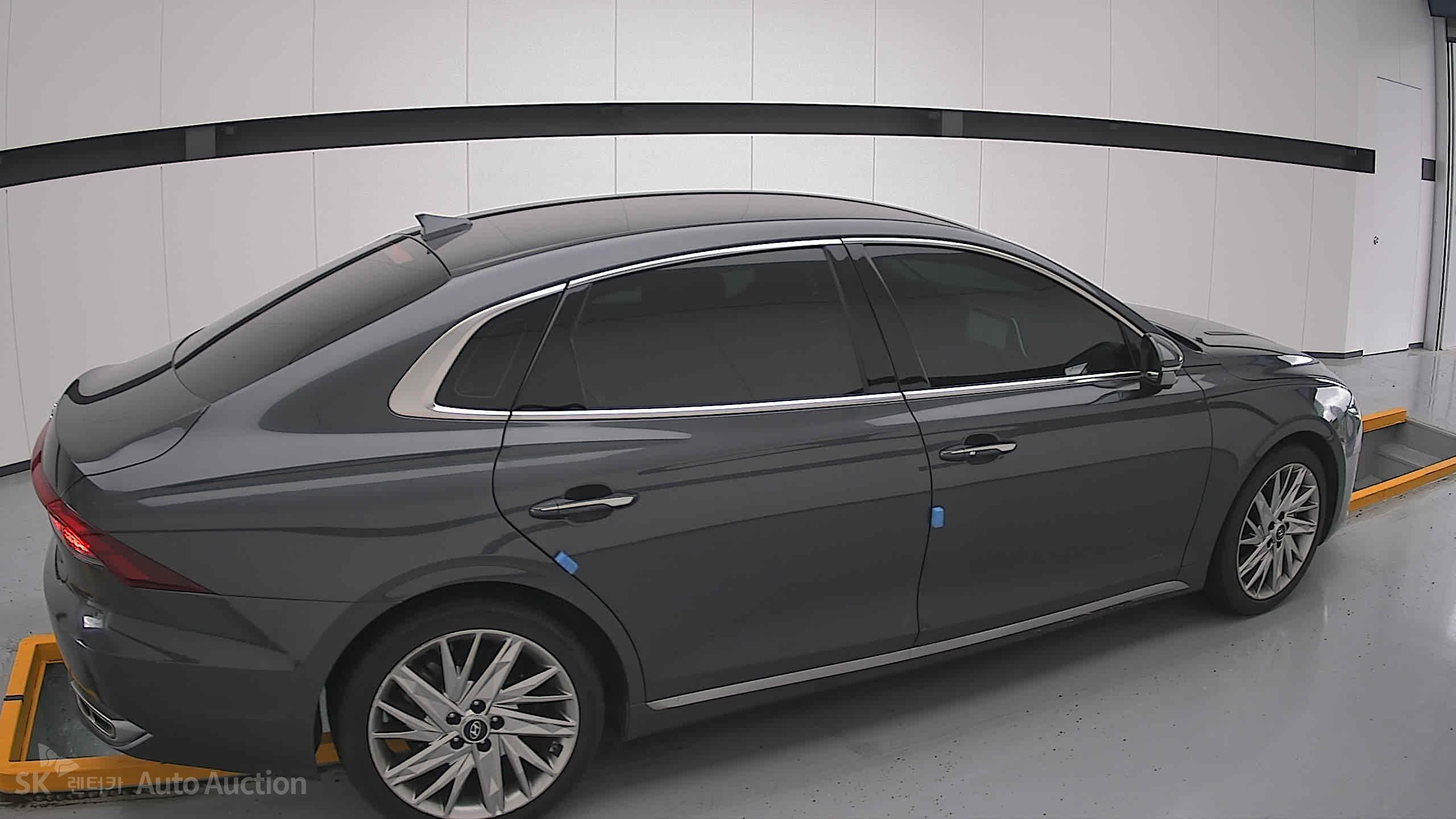 2022 - hyundai grandeur