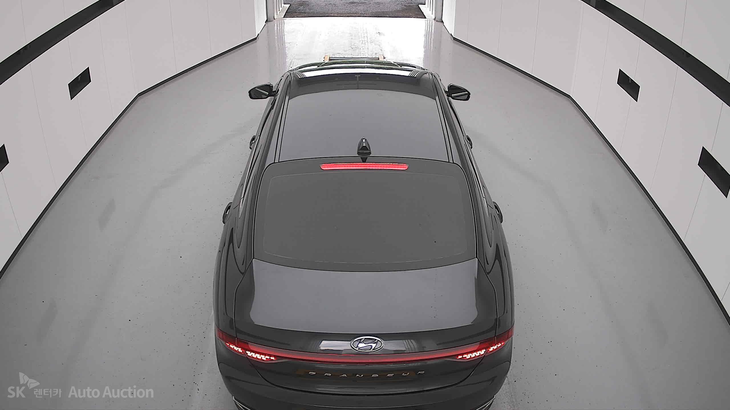 2022 - hyundai grandeur