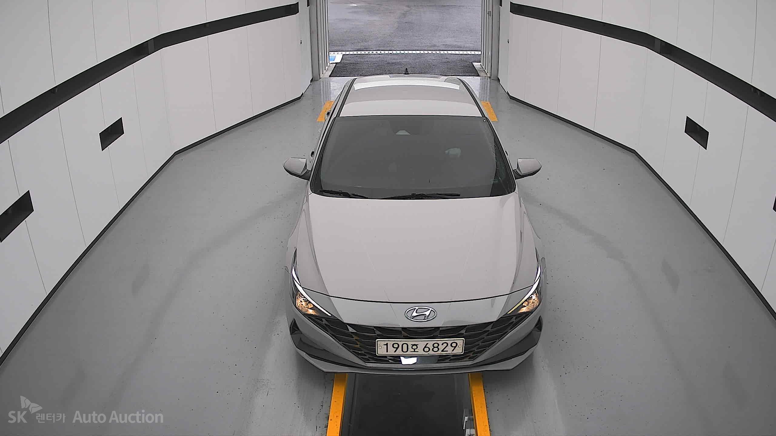 2023 - hyundai avante
