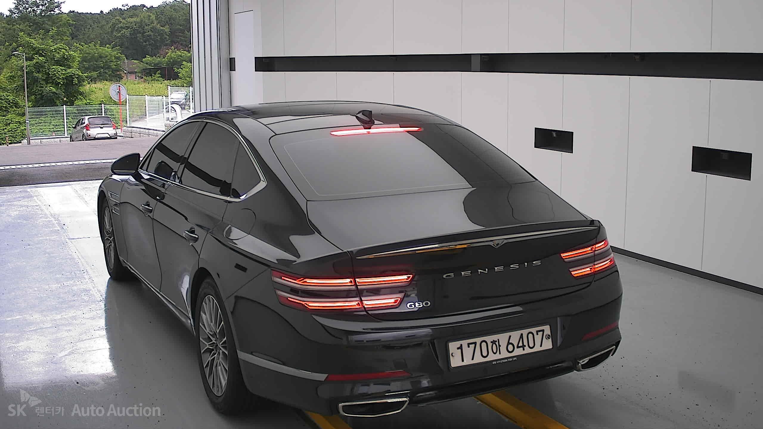 2021 - genesis g80