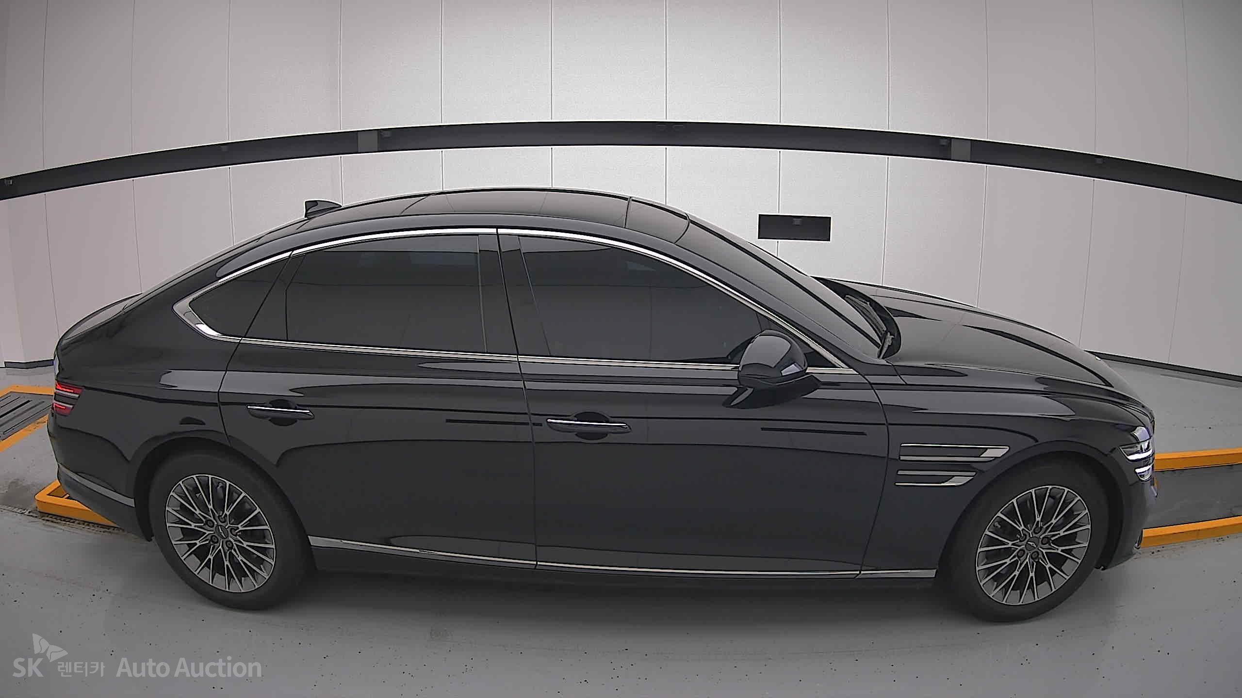 2021 - genesis g80