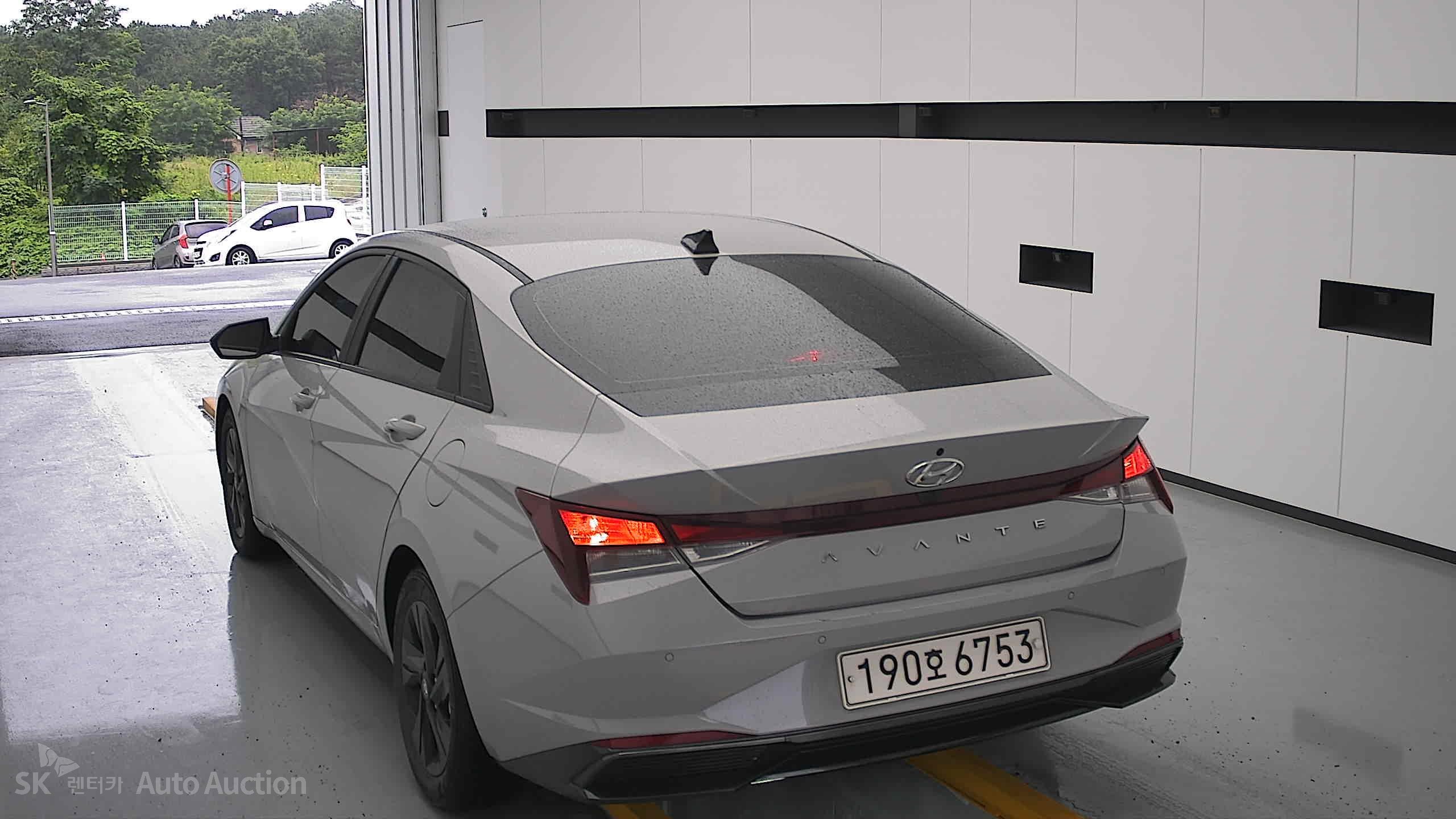2023 - hyundai avante