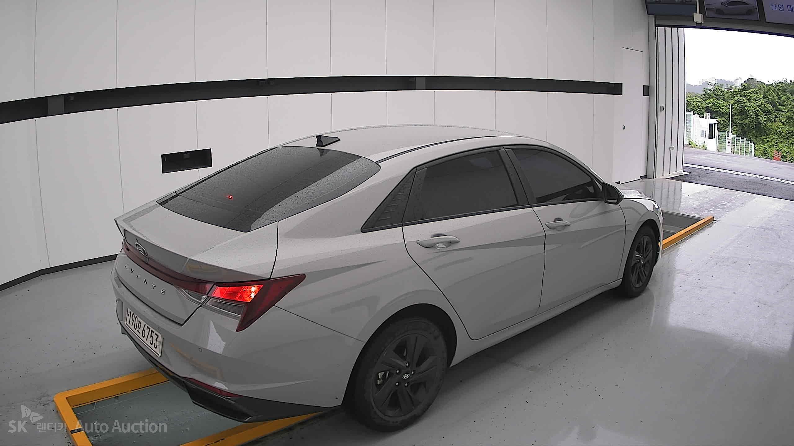 2023 - hyundai avante