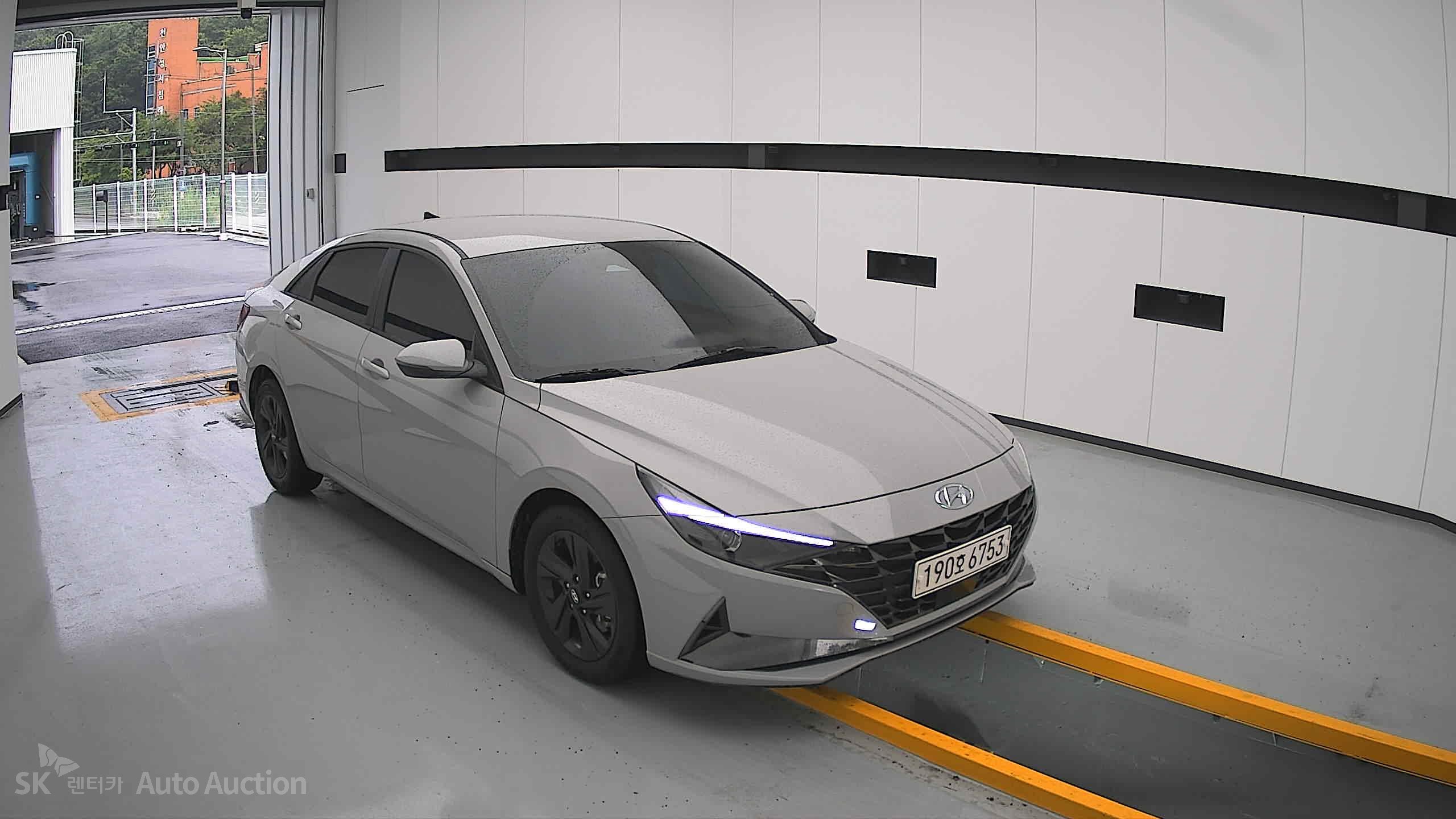 2023 - hyundai avante