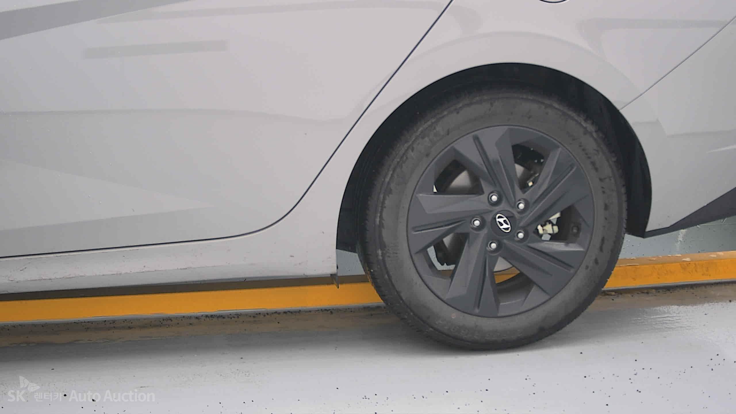 2023 - hyundai avante