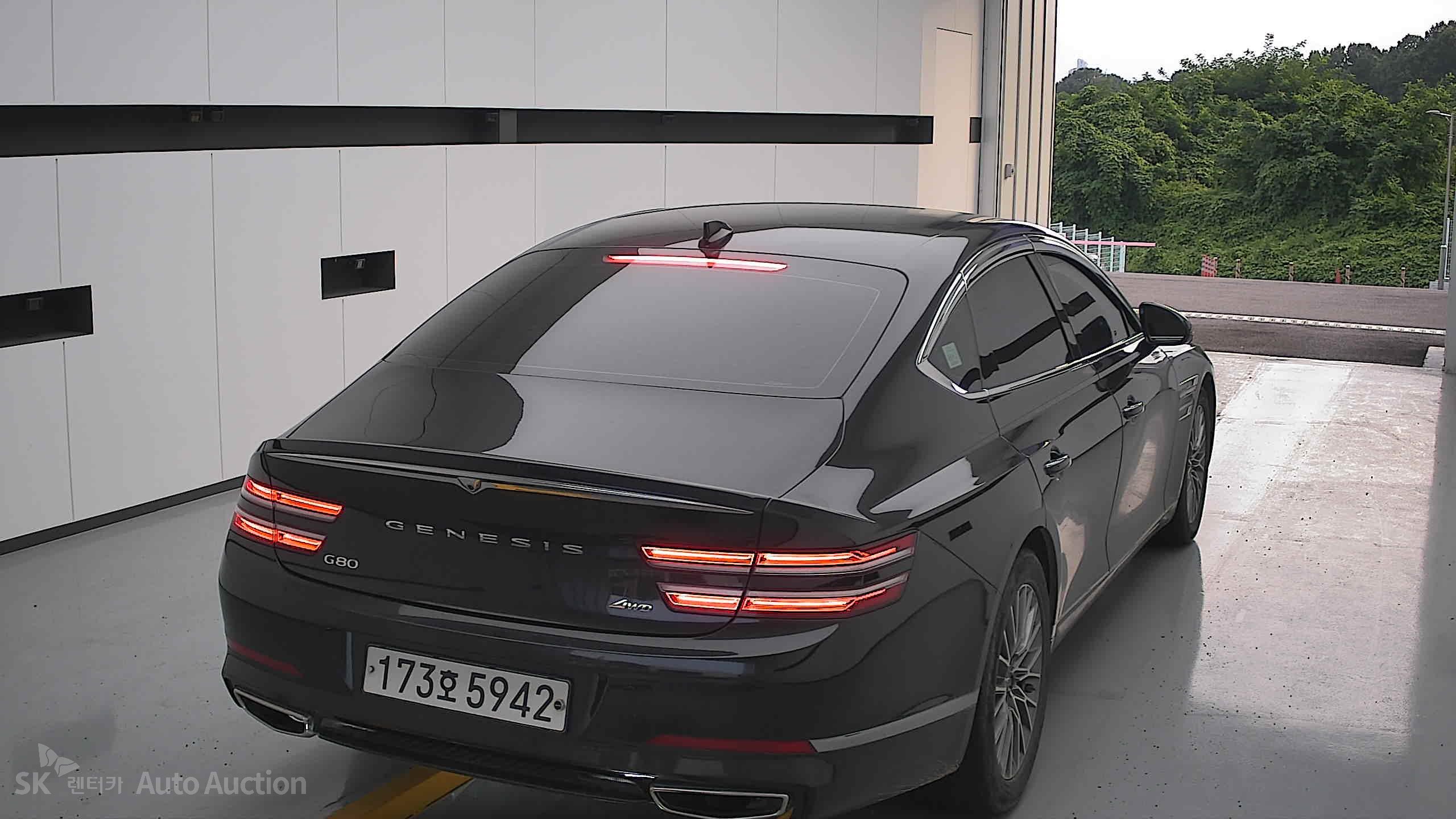 2021 - genesis g80