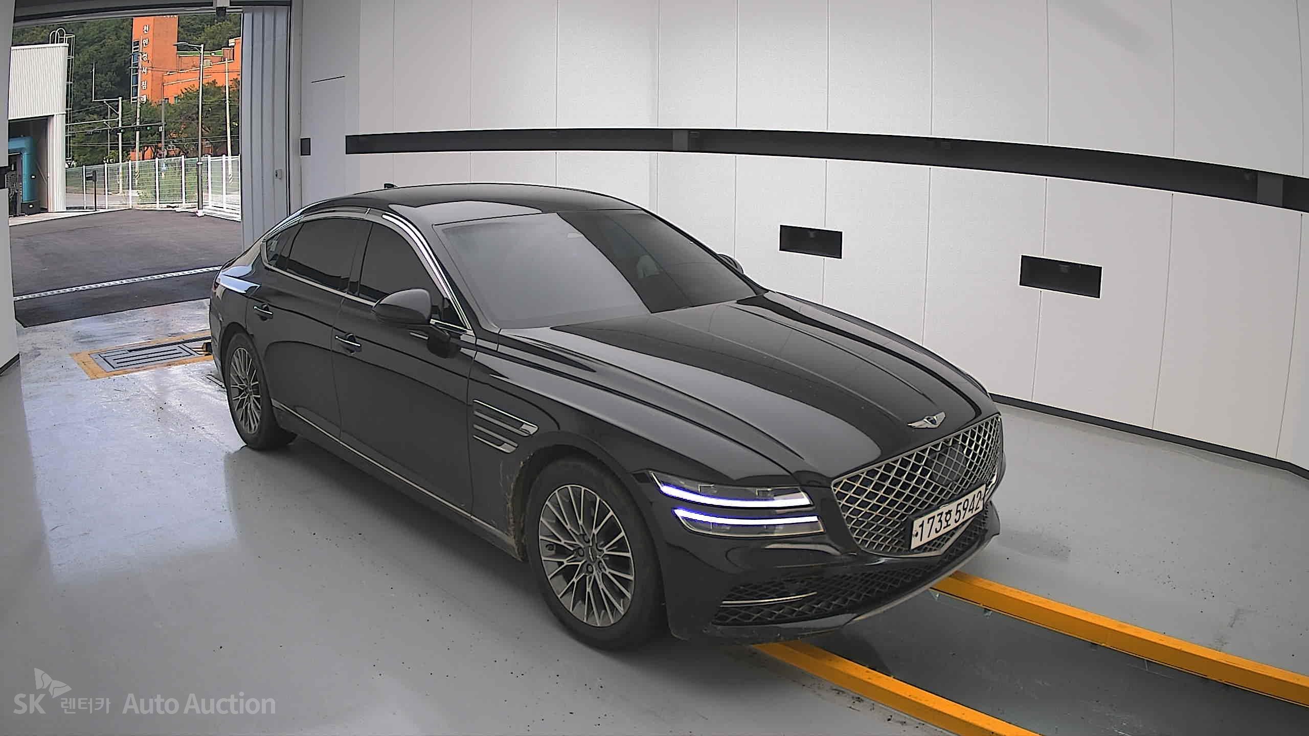 2021 - genesis g80