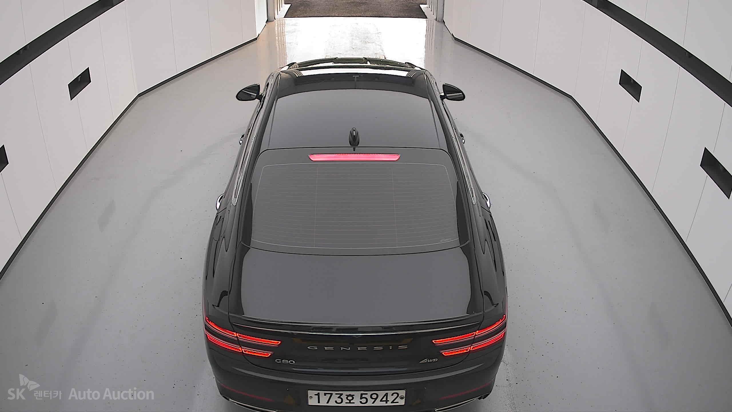 2021 - genesis g80