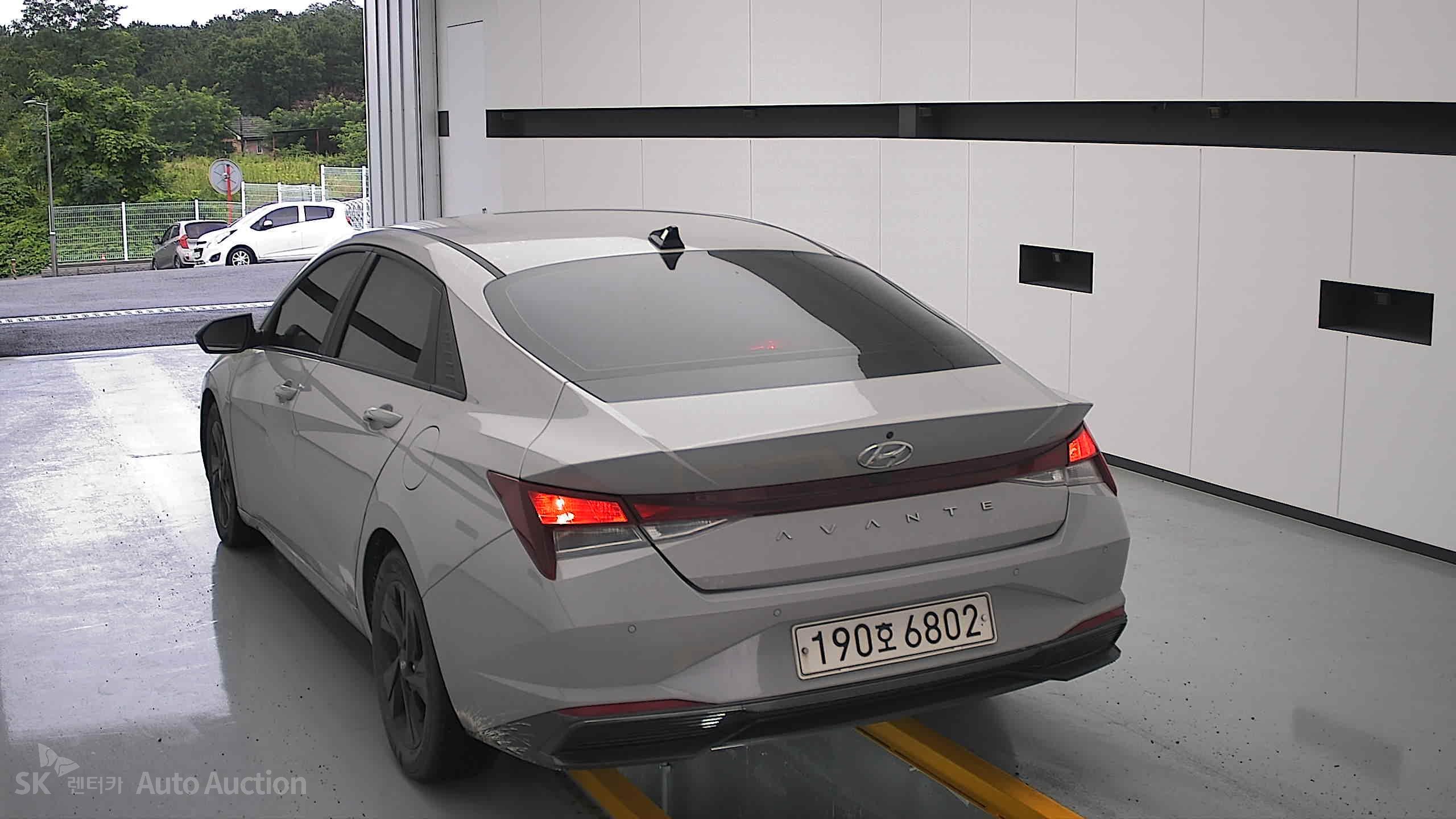 2023 - hyundai avante