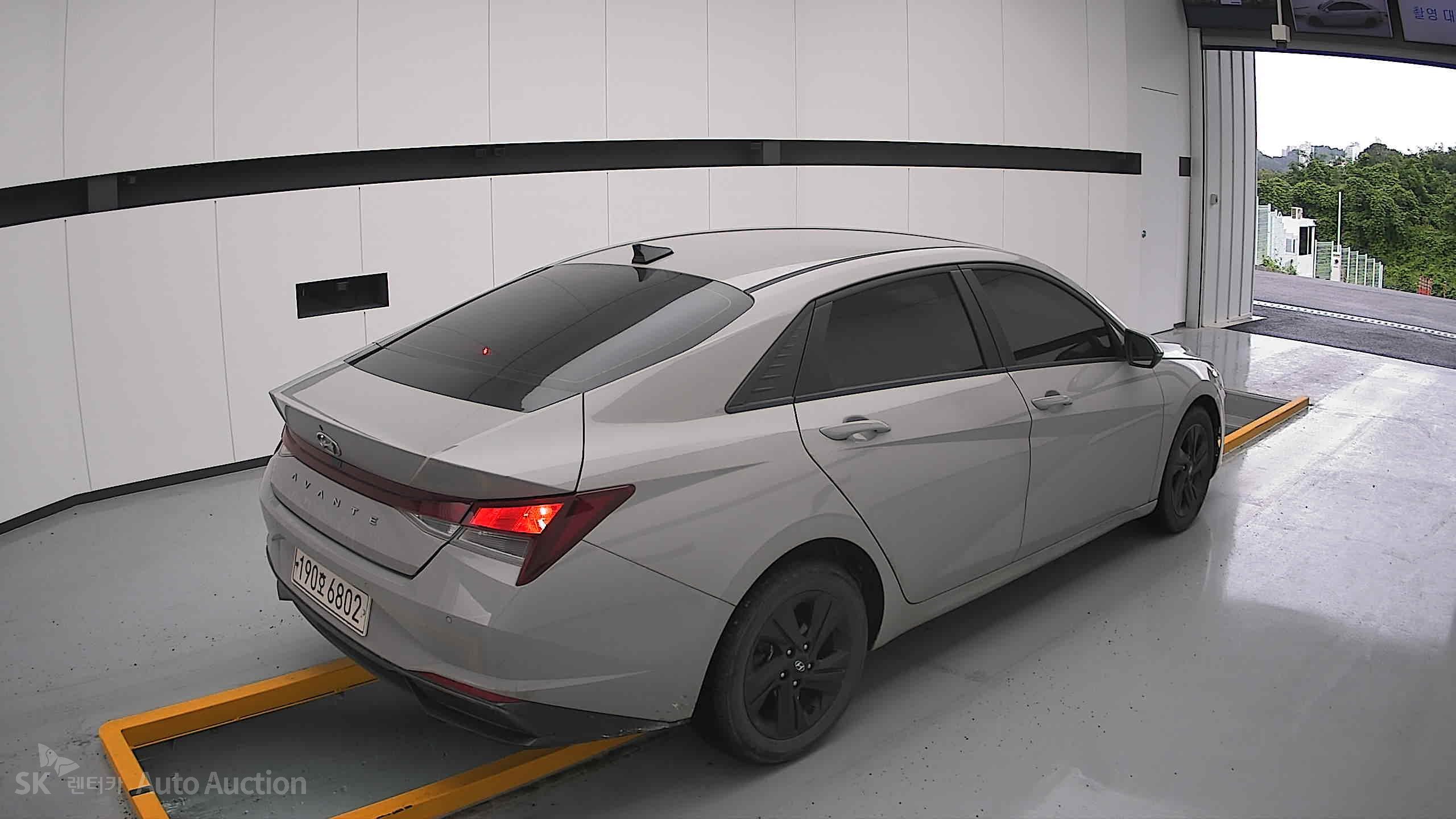 2023 - hyundai avante