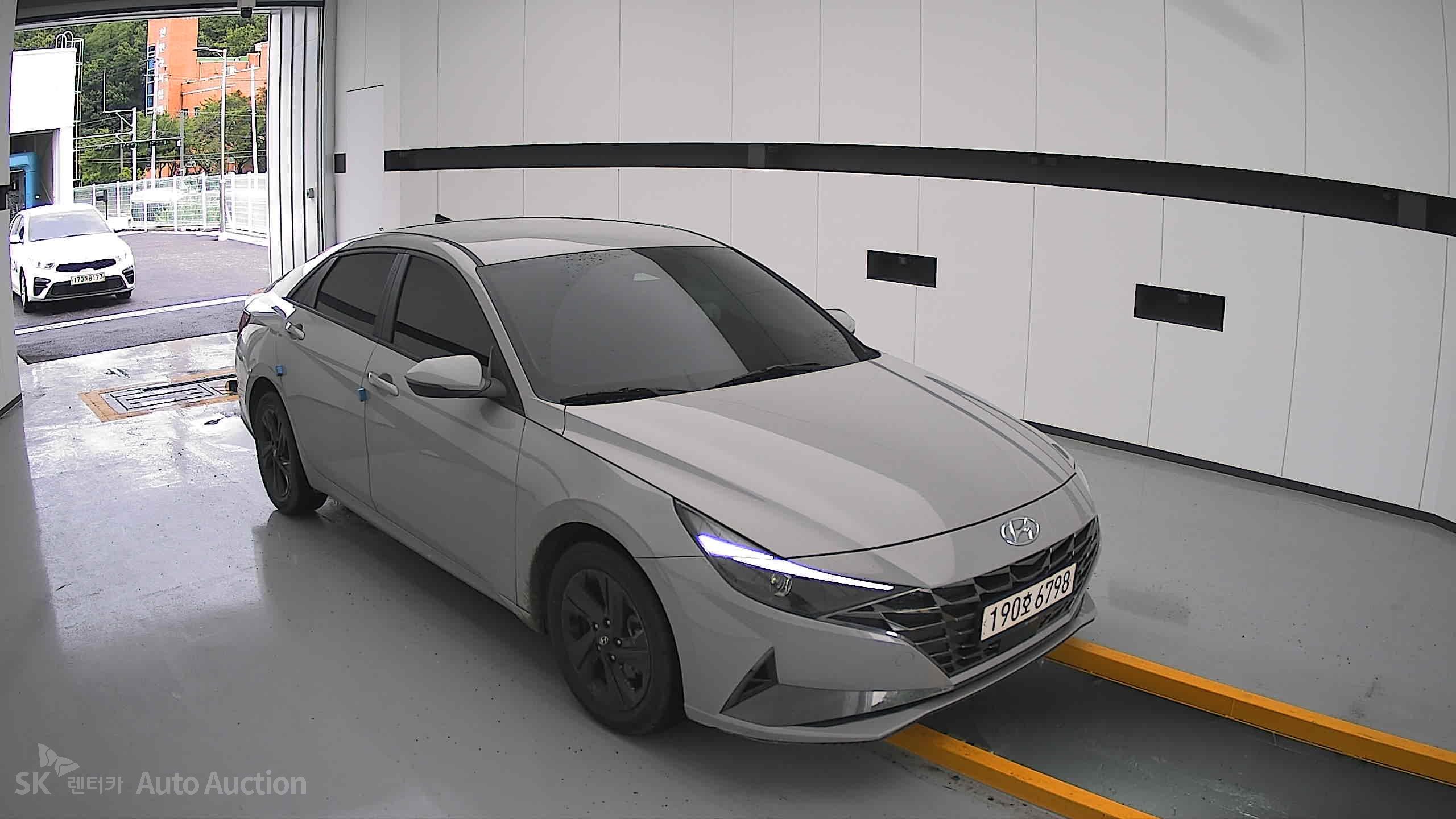 2023 - hyundai avante