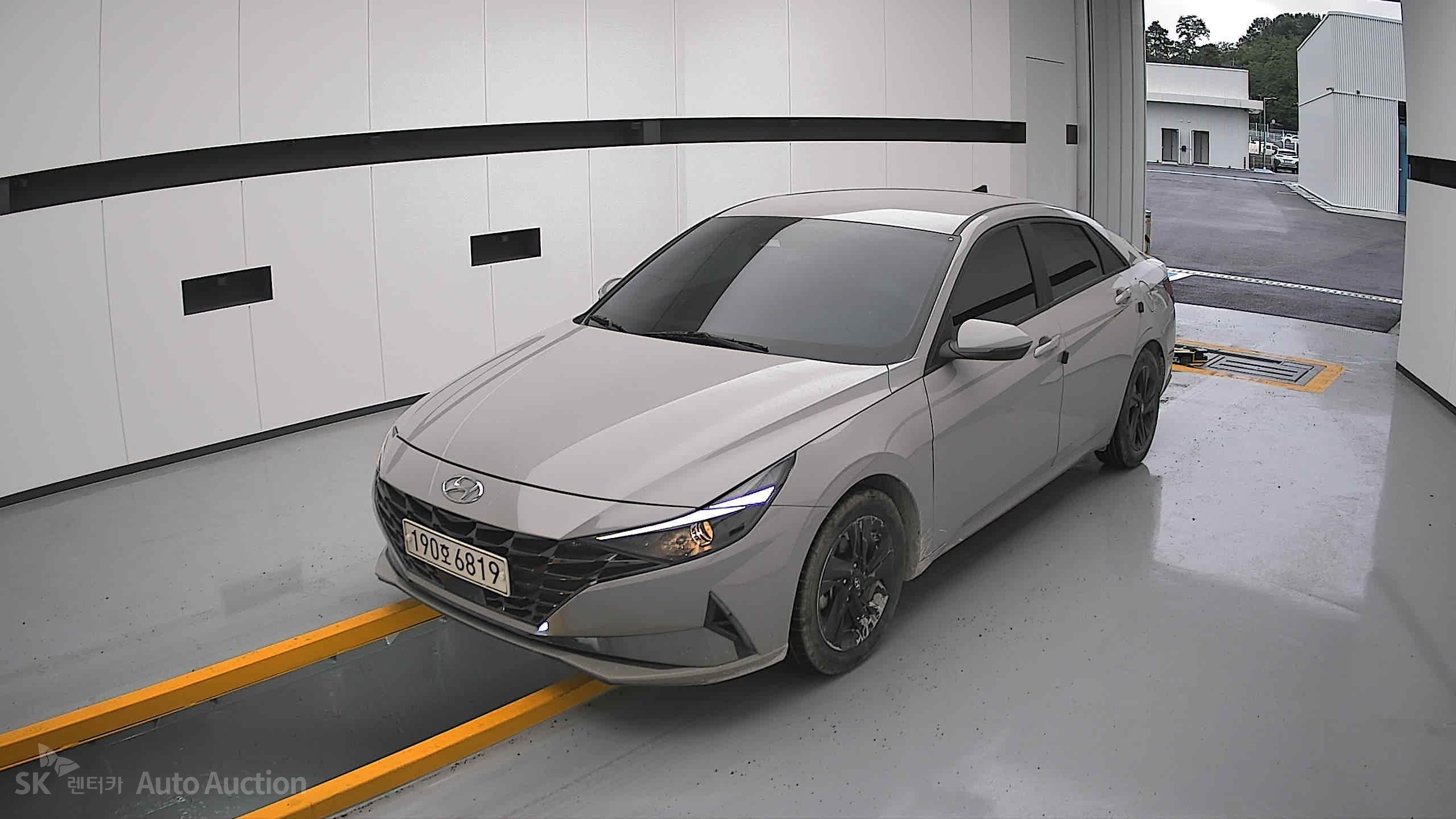 2023 - hyundai avante