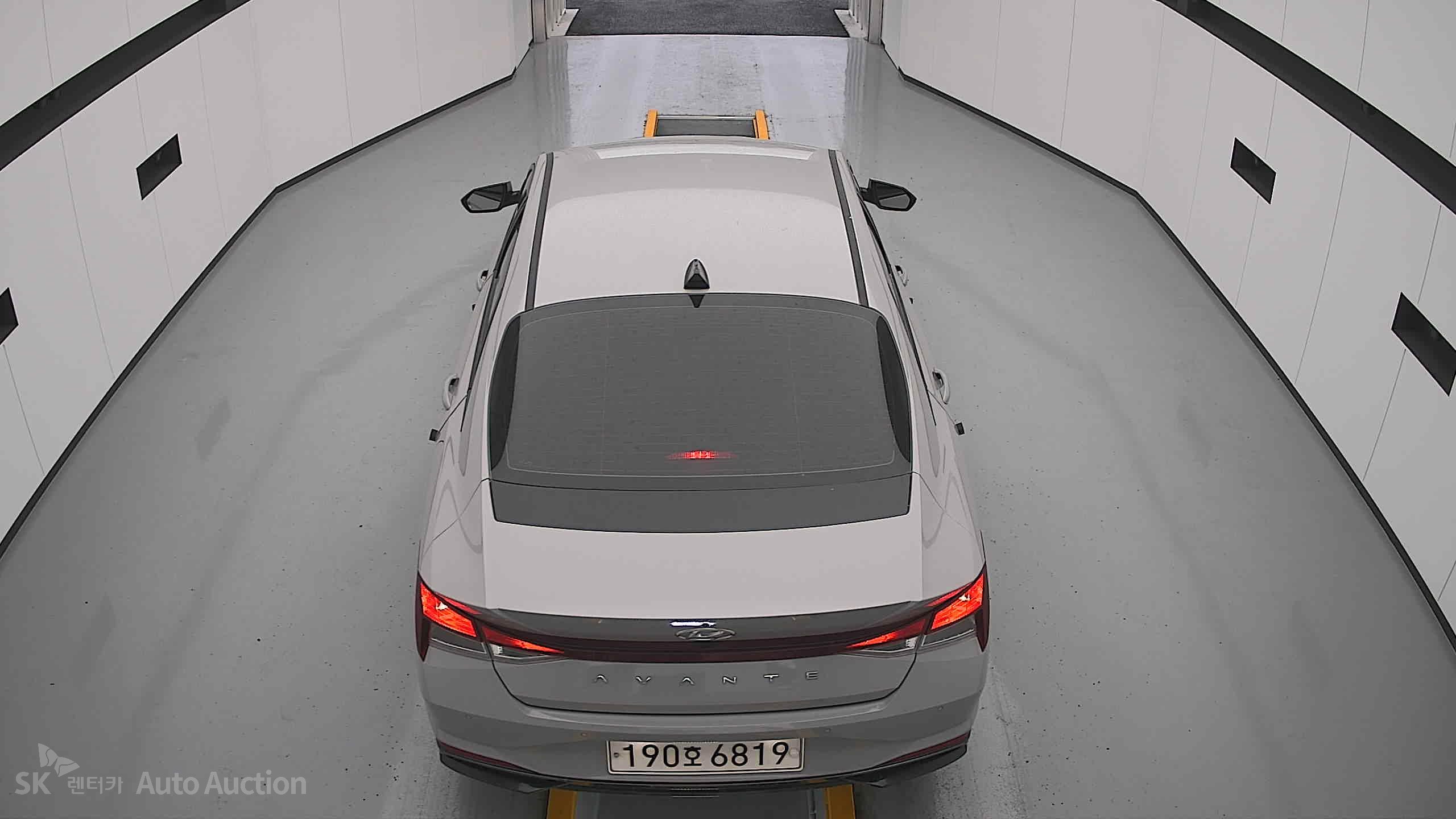 2023 - hyundai avante