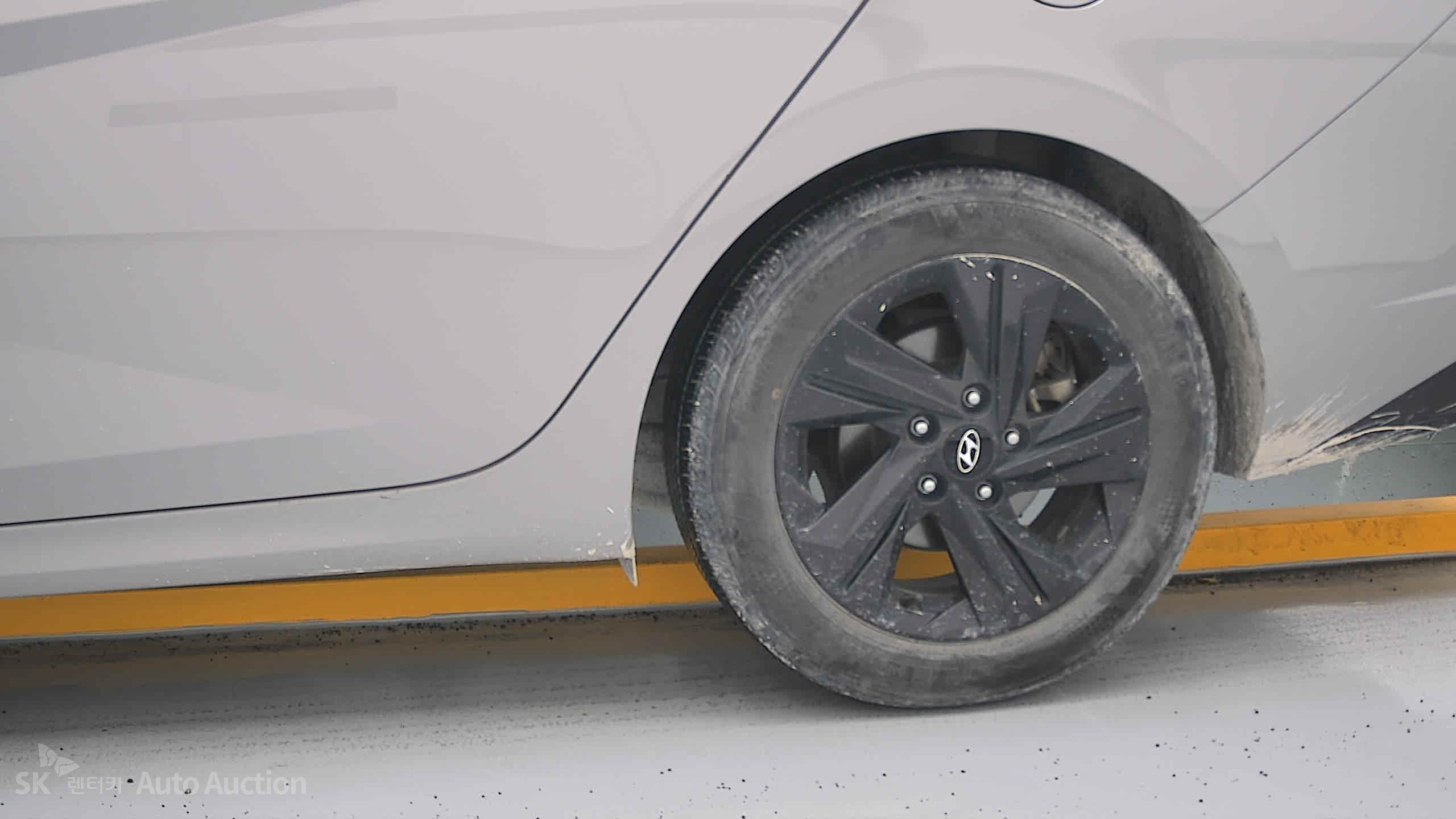 2023 - hyundai avante