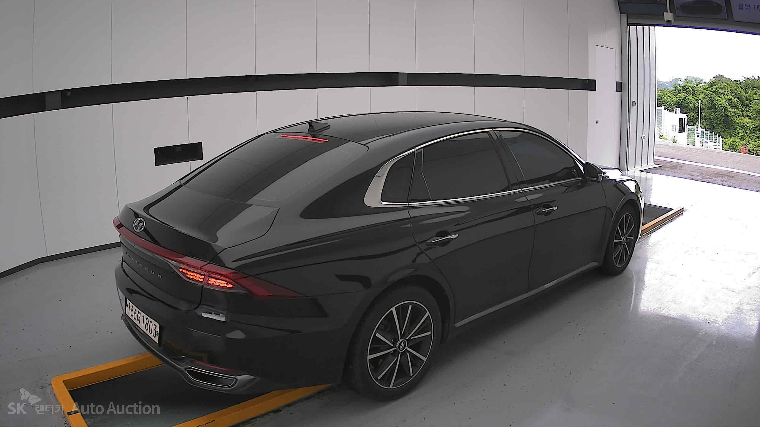 2020 - hyundai grandeur