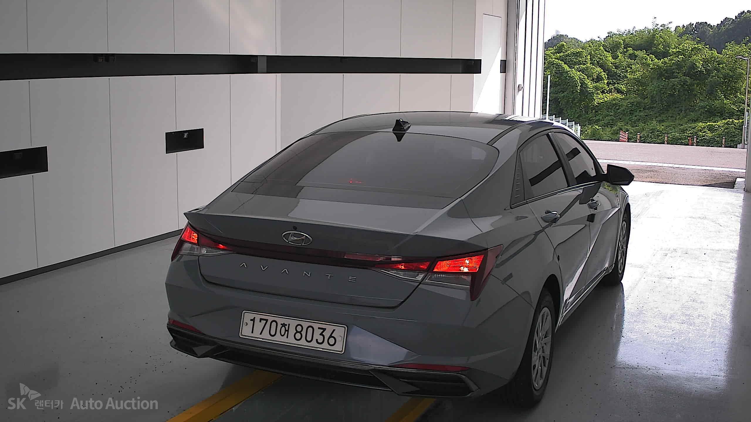 2021 - hyundai avante