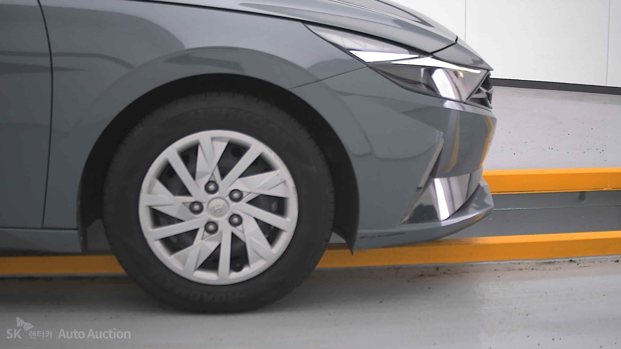 2021 - hyundai avante