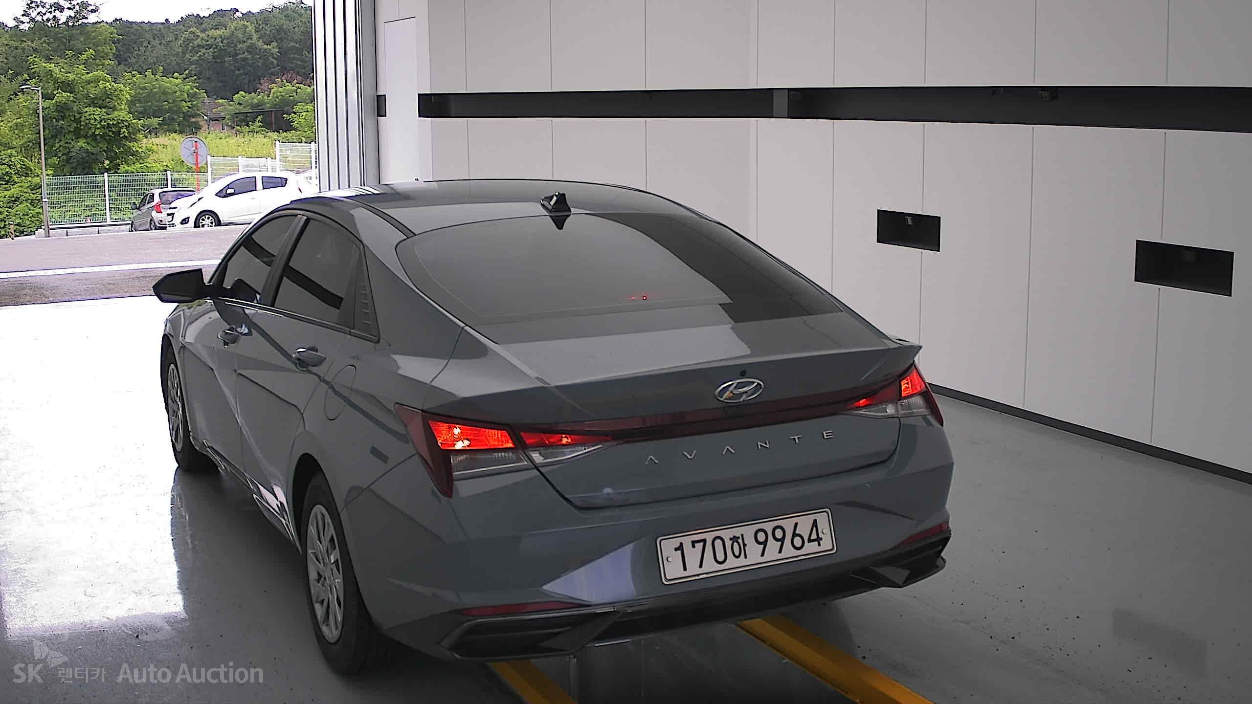 2022 - hyundai avante