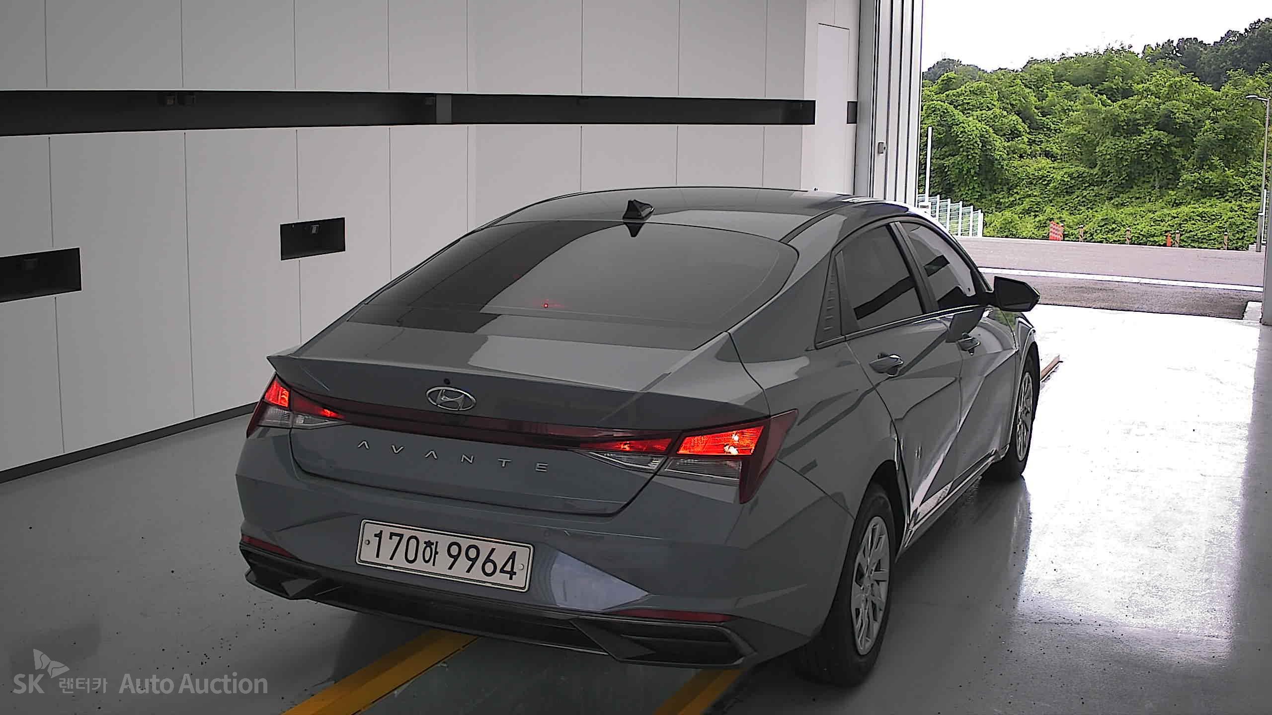 2022 - hyundai avante