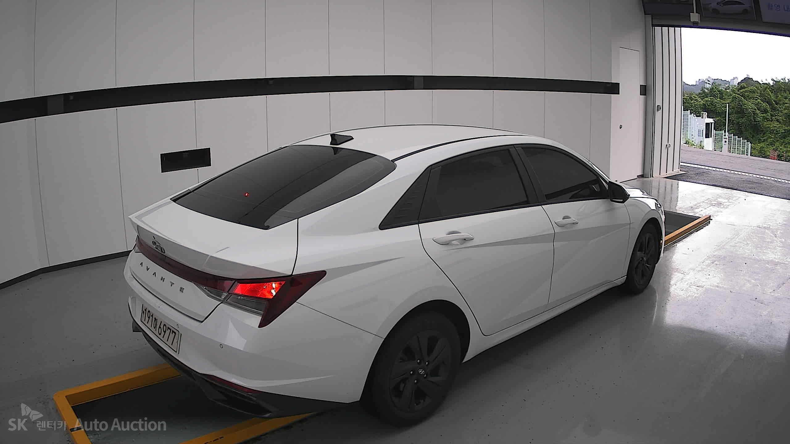 2023 - hyundai avante
