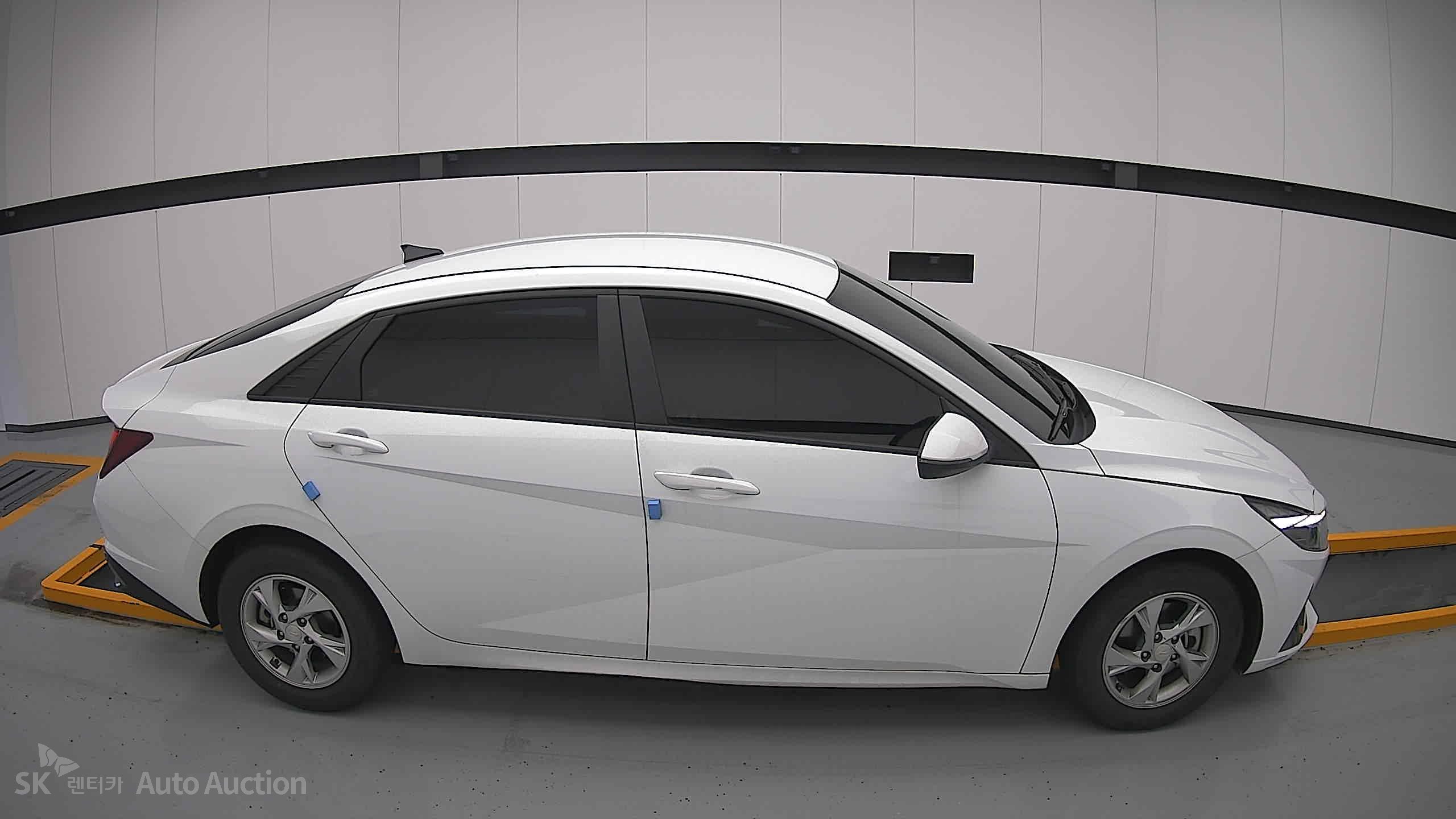 2023 - hyundai avante