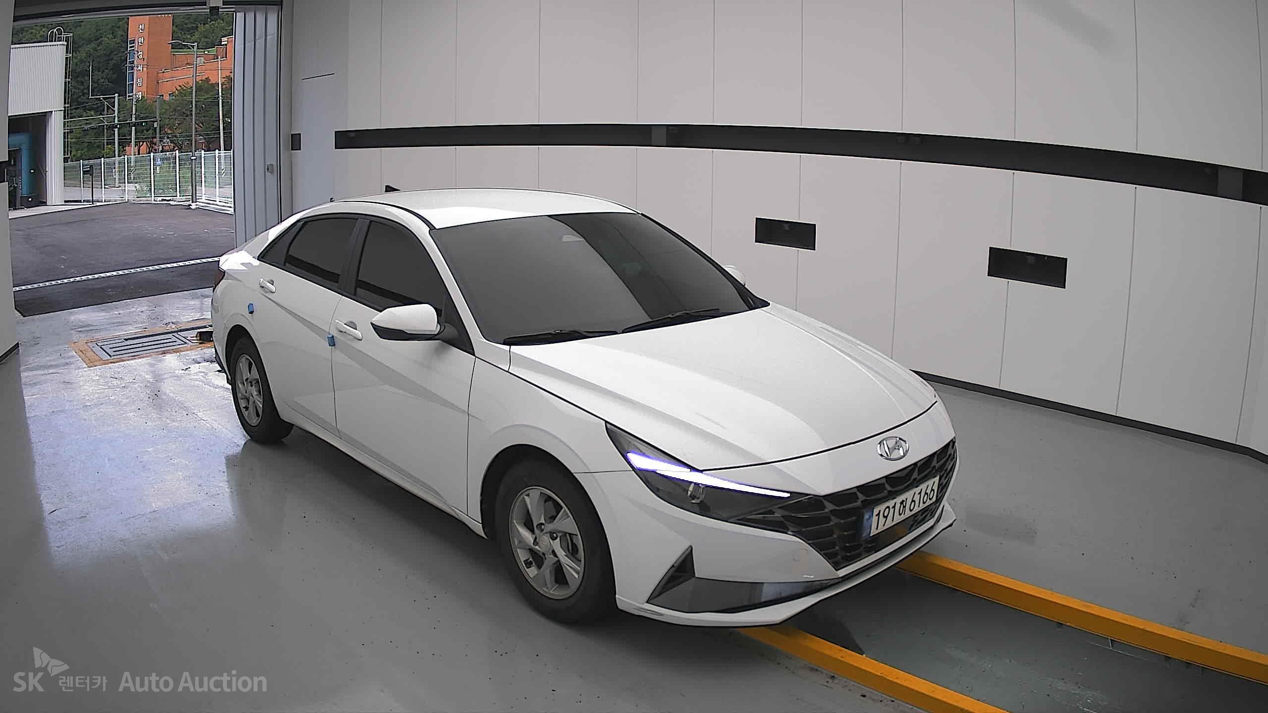2023 - hyundai avante